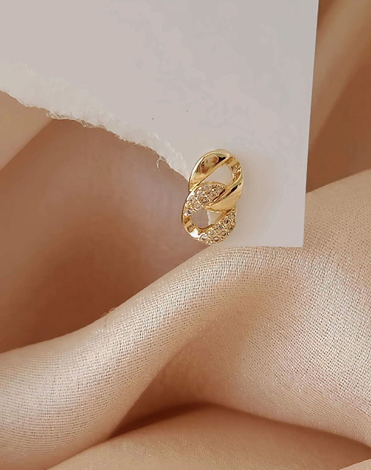 Gurmet Zincir Model Kıkırdak Tragus Helix Piercing Gold Altın Renk Küpe