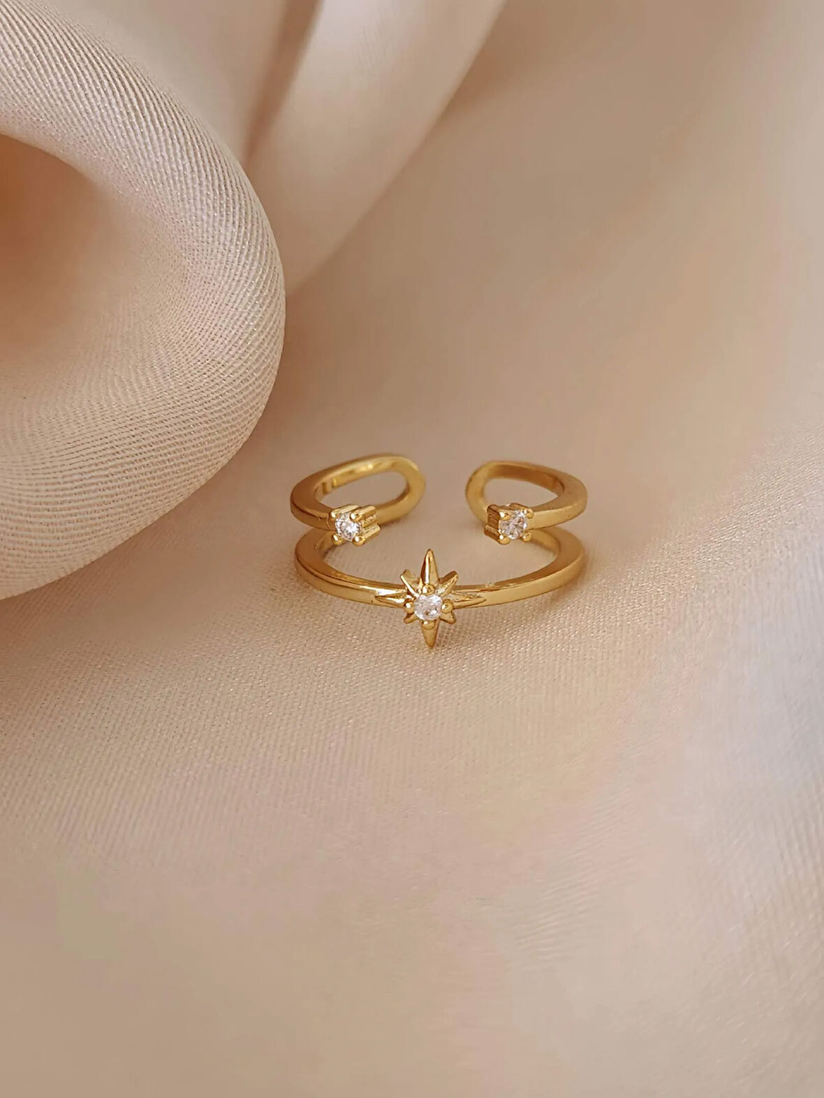 İki Sıralı Yıldız Zirkon Taşlı Ayarlanabilir Gold Altın Renkli Yüzük