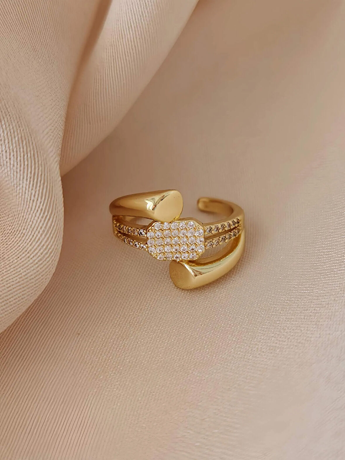 Üçlü Çapraz Zirkon Taşlı Model Ayarlanabilir Gold Altın Renkli Yüzük