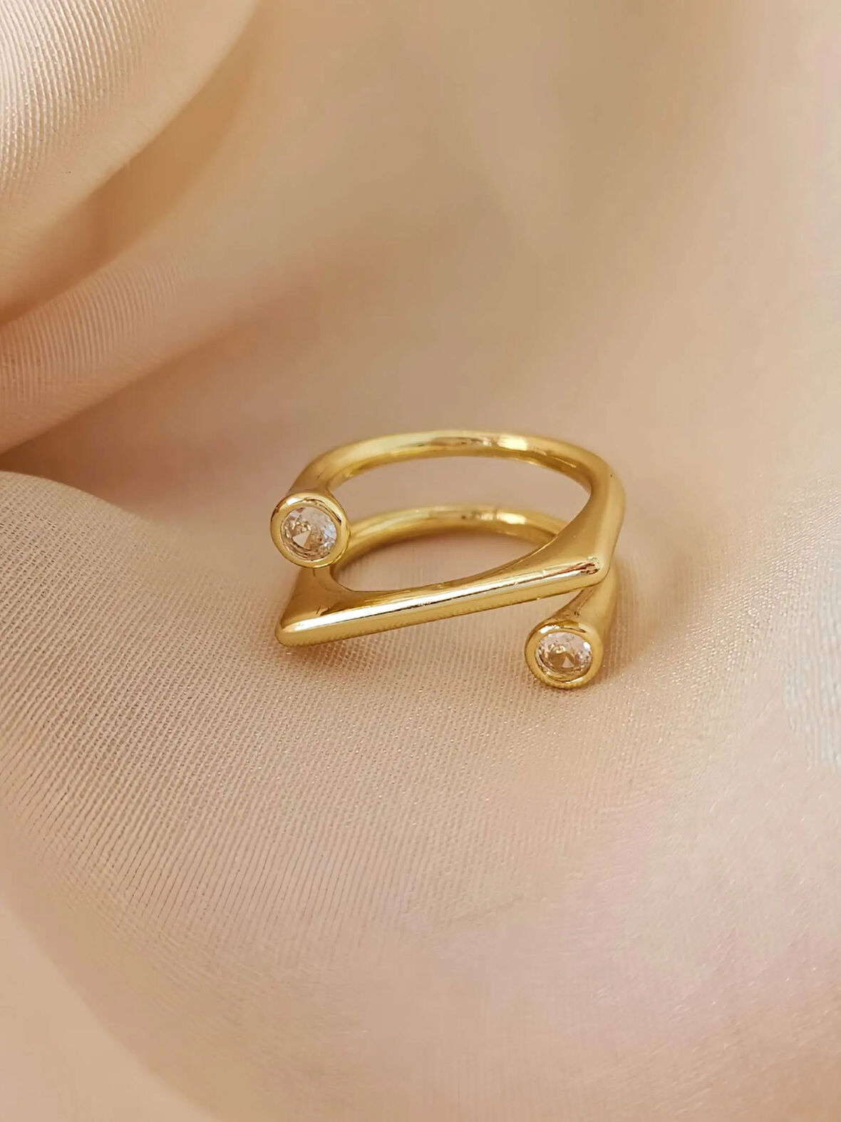 Kare Çapraz Zirkon Taşlı Model Ayarlanabilir Gold Altın Renkli Yüzük