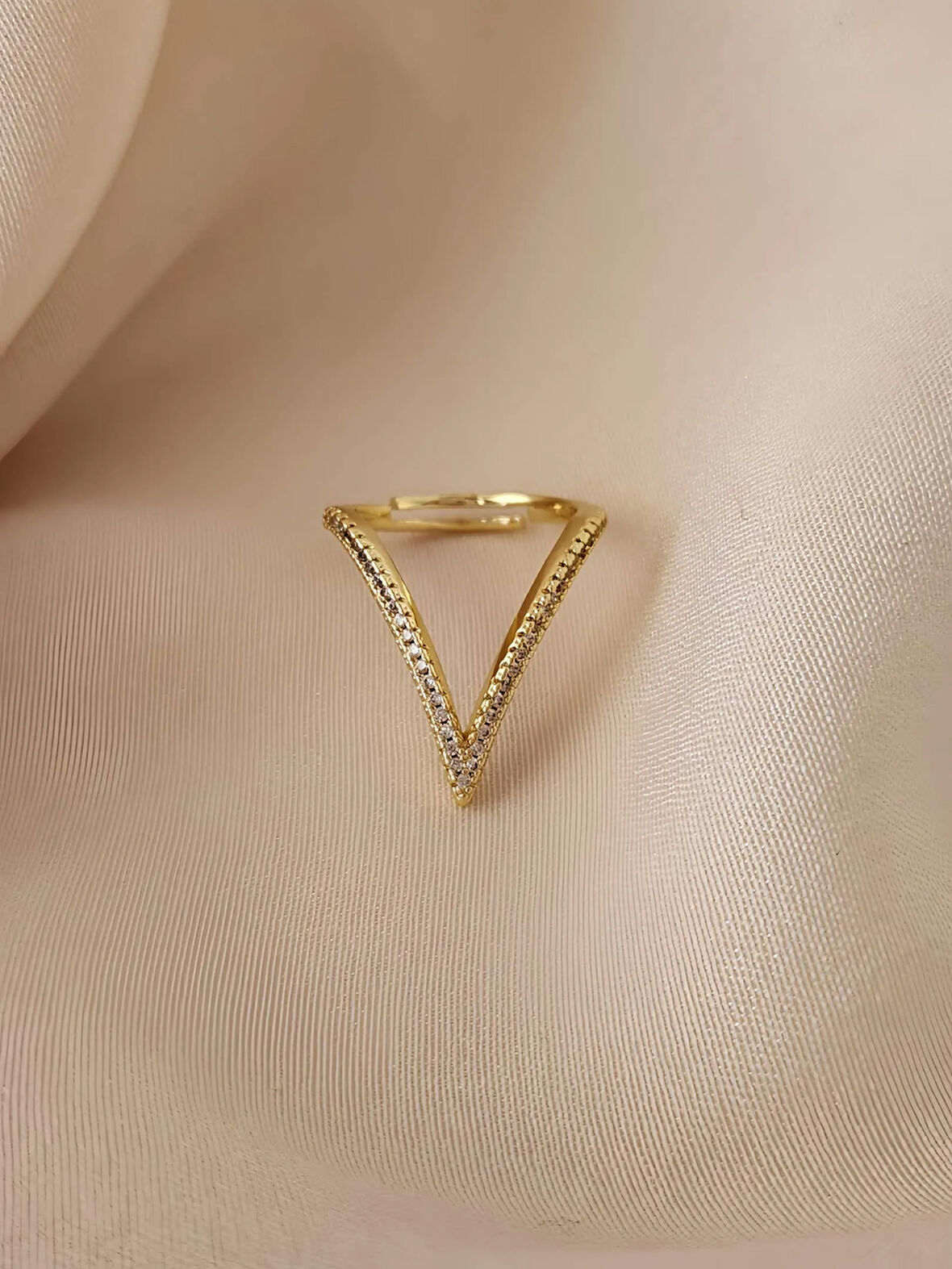 V Model Zirkon Taşlı Ayarlanabilir Gold Altın Renkli Yüzük