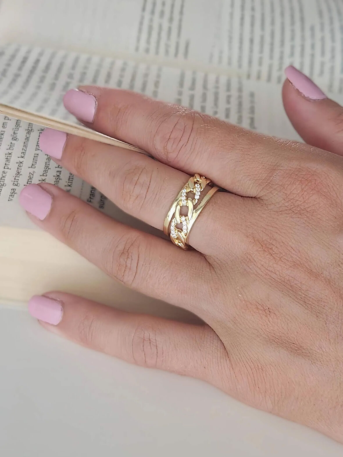 Gurmet Zincir Model Zirkon Taşlı Ayarlanabilir Gold Altın Renkli Yüzük