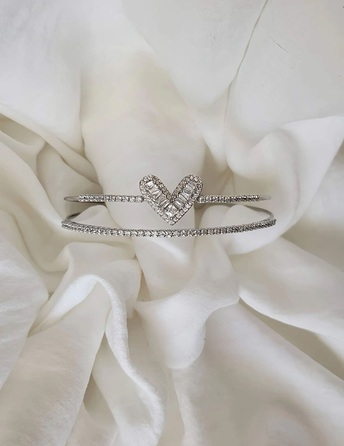 Kalp İki Sıralı Model Silver Renk Çelik Ayarlanabilir Bileklik Kelepçe