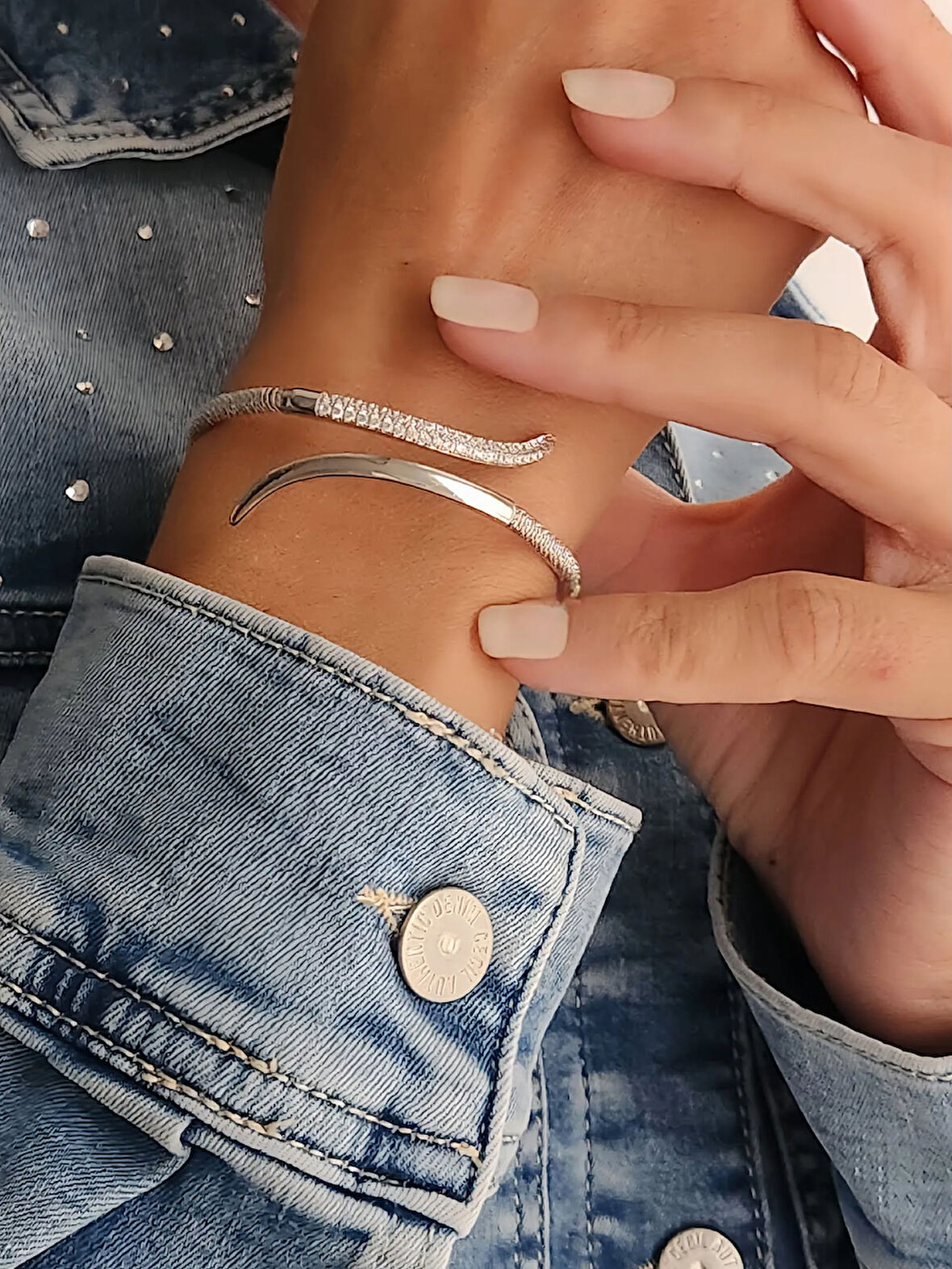 S Kıvrım Sarmal İki Sıralı Model Silver Renk Çelik Ayarlanabilir Bileklik Kelepçe