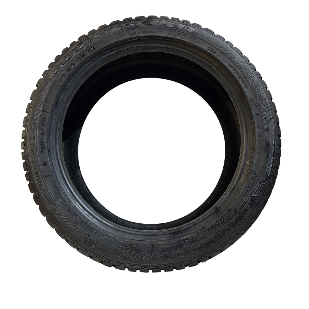225/45R17  G.YEAR VECTOR 4 SEASONS 94V