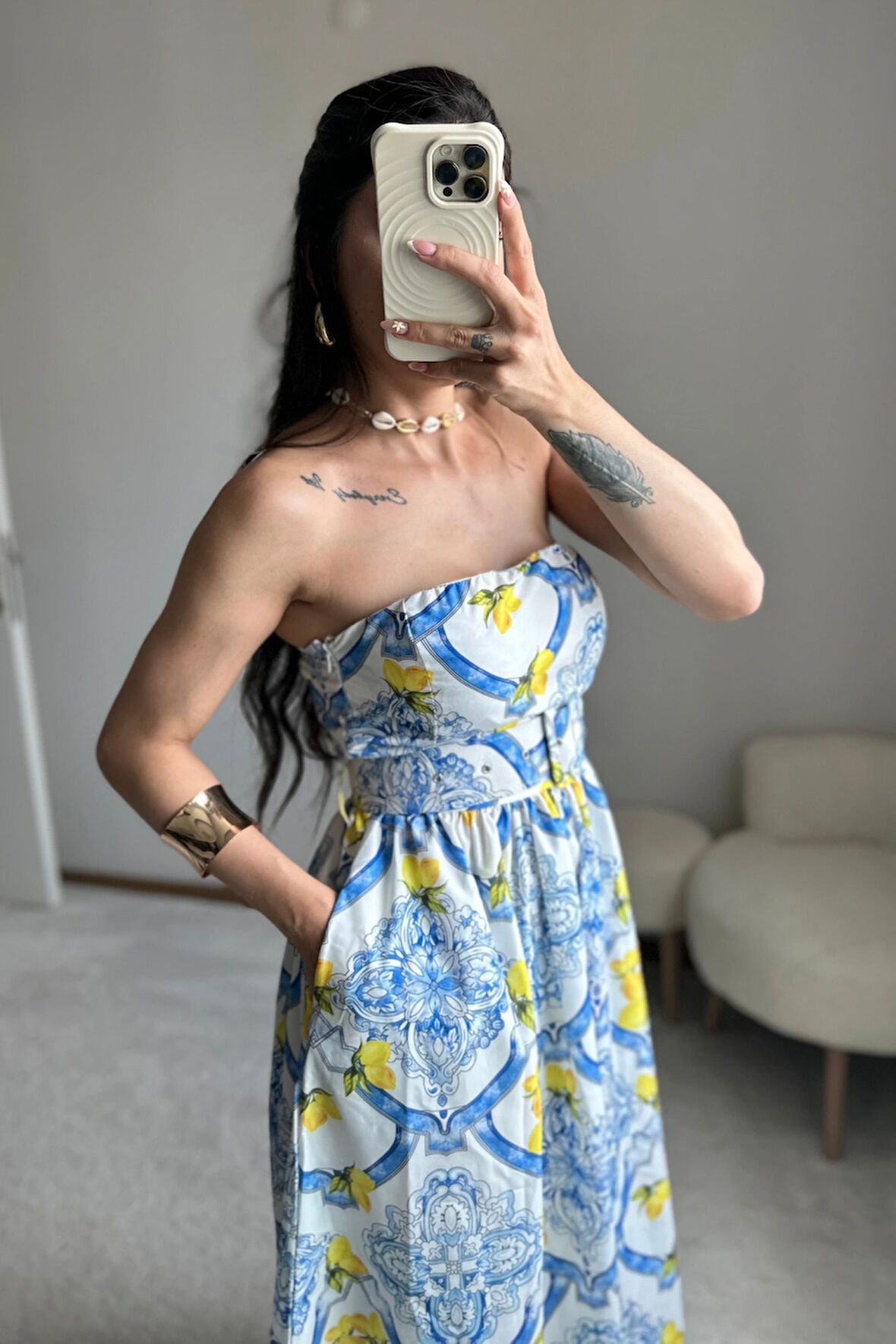 Çiçek Desen Straplez Kemerli Midi Boy Elbise