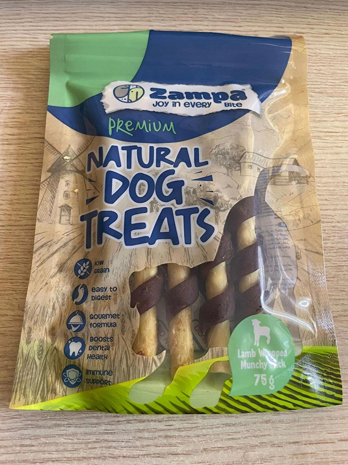 Zampa Köpek Ödül Maması, Kuzu Parçacıklı Muchy Çubukları - 75g