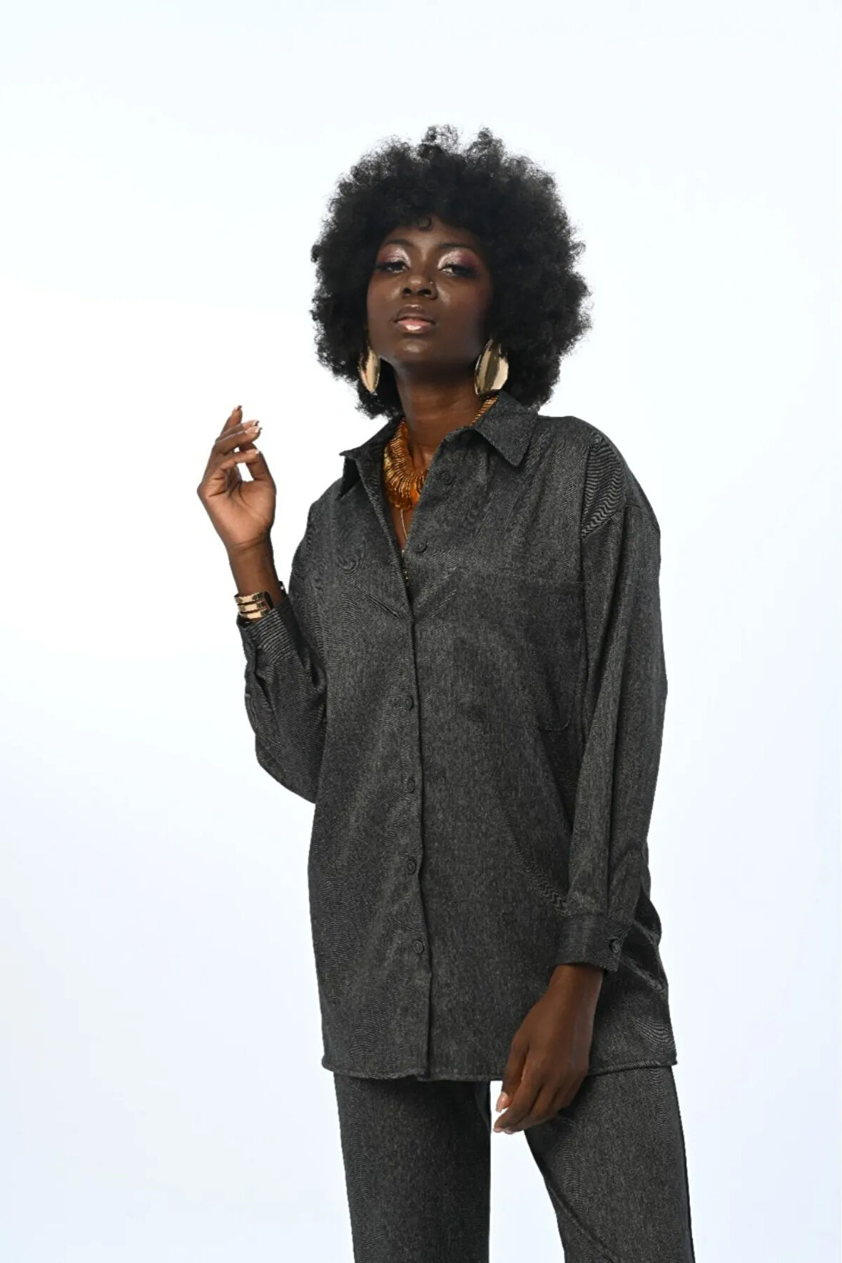 KADIN DÜZ RENK TEK CEPLİ GÖMLEK