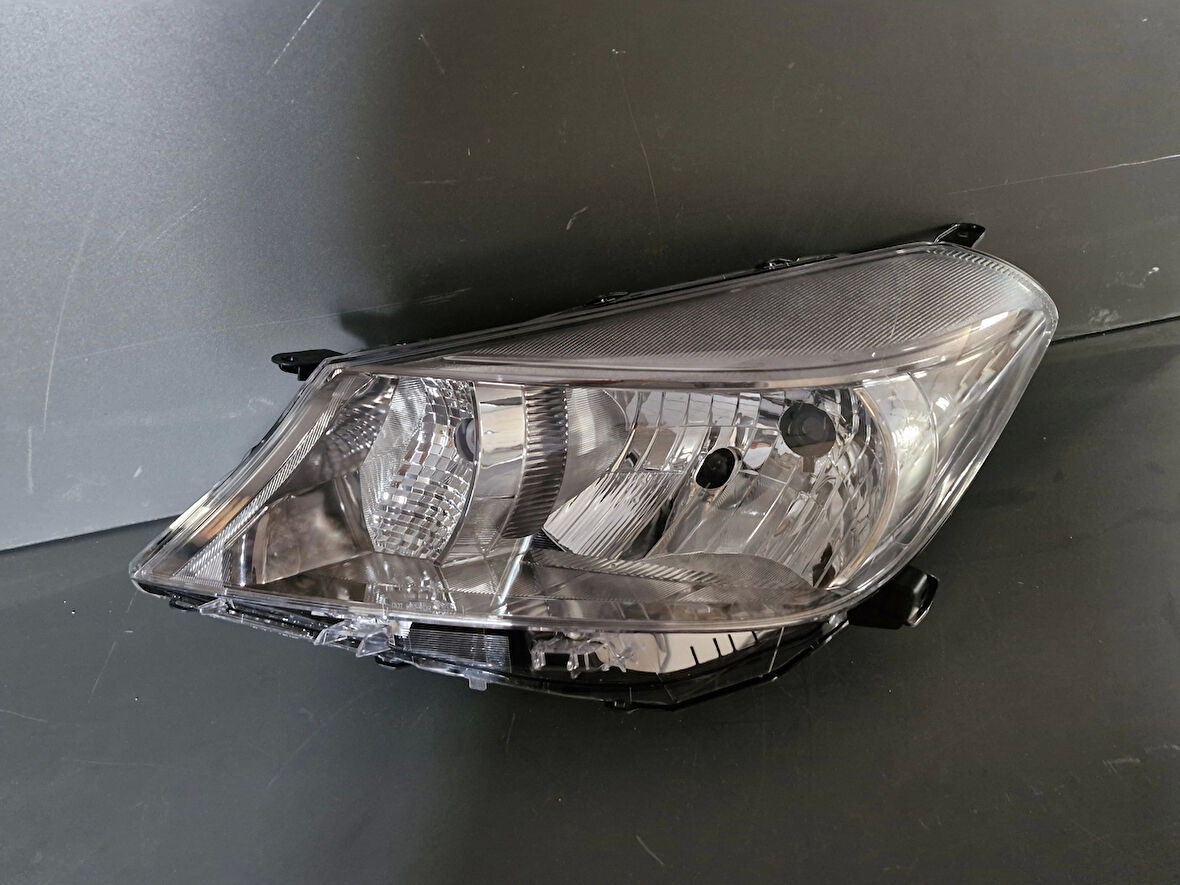 TOYOTA YARİS SOL ÖN FAR MOTORLU SIFIR 2011-2014
