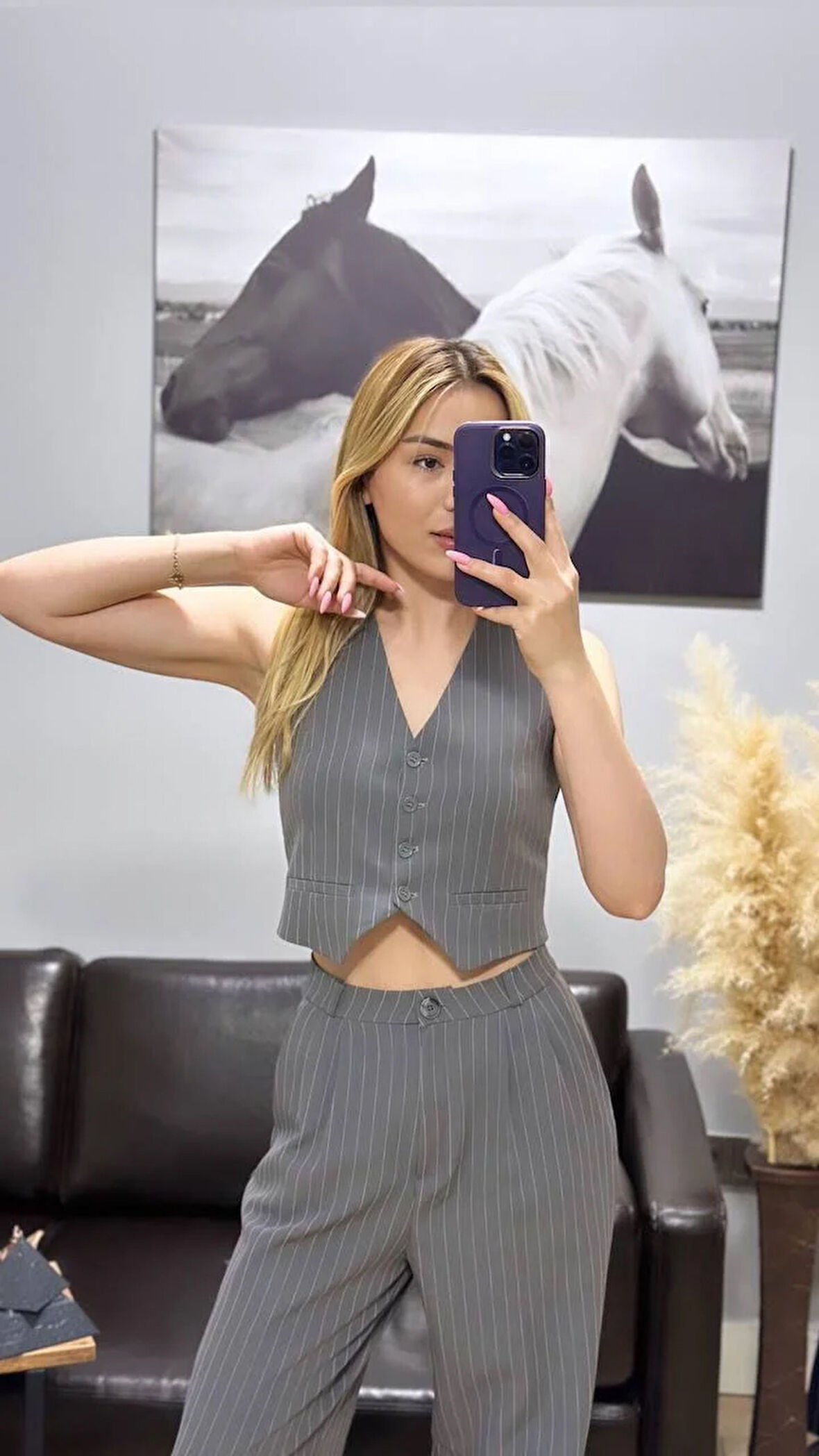 Kadın Gri Çizgili Dokuma Yelek