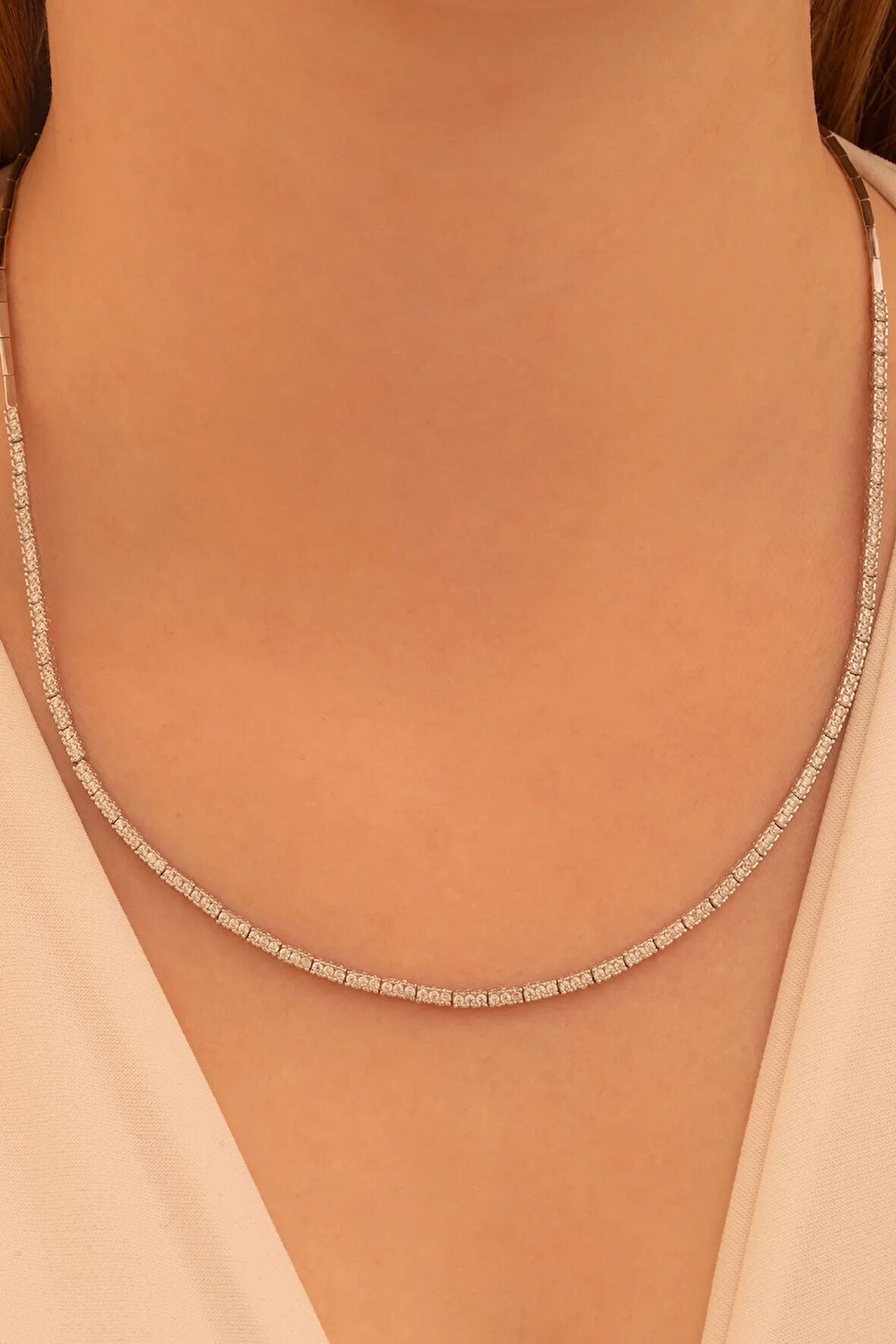 Kadın Gümüş Kolye - Duru Baget Taşlı Model Kadın Kolye