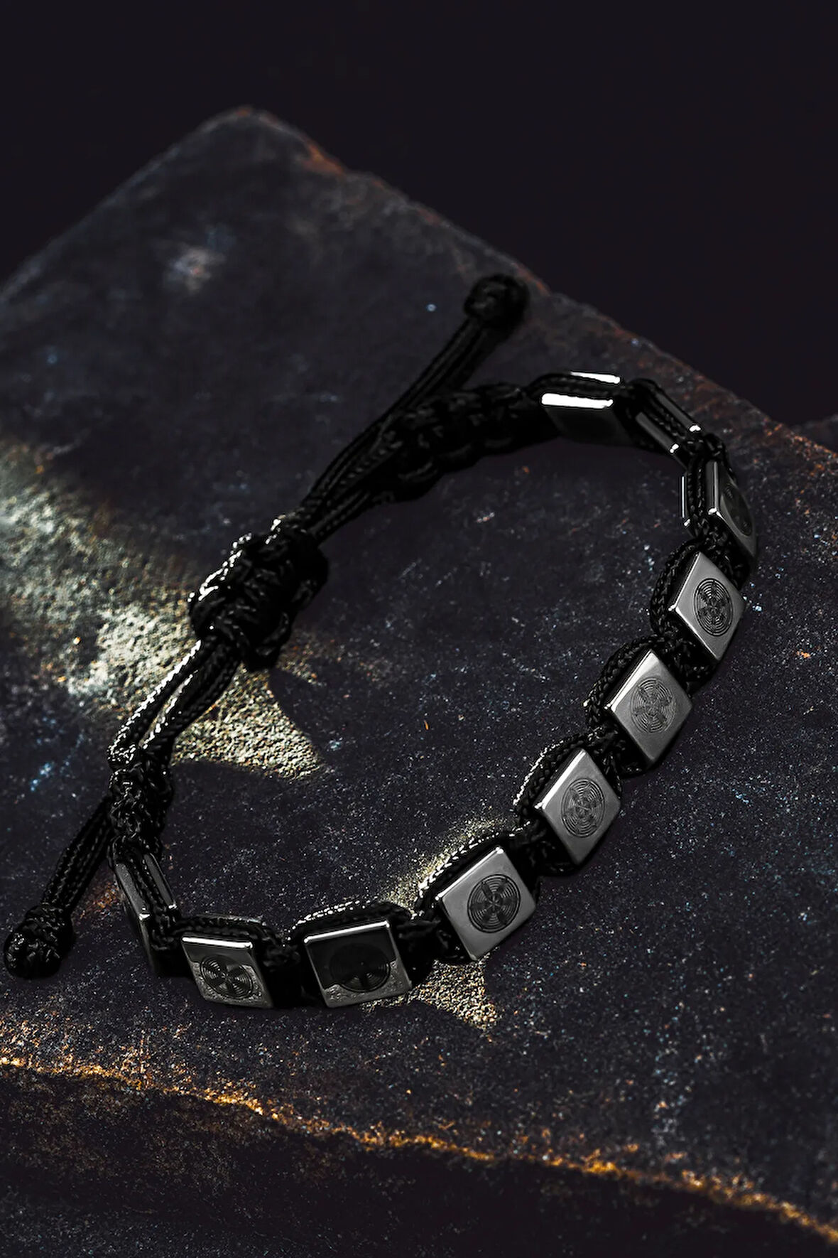 Erkek Kadın Doğal Taş Bileklik - Hematit Doğal Taşlı Makrome Gemi Dümeni Model Unisex Bileklik