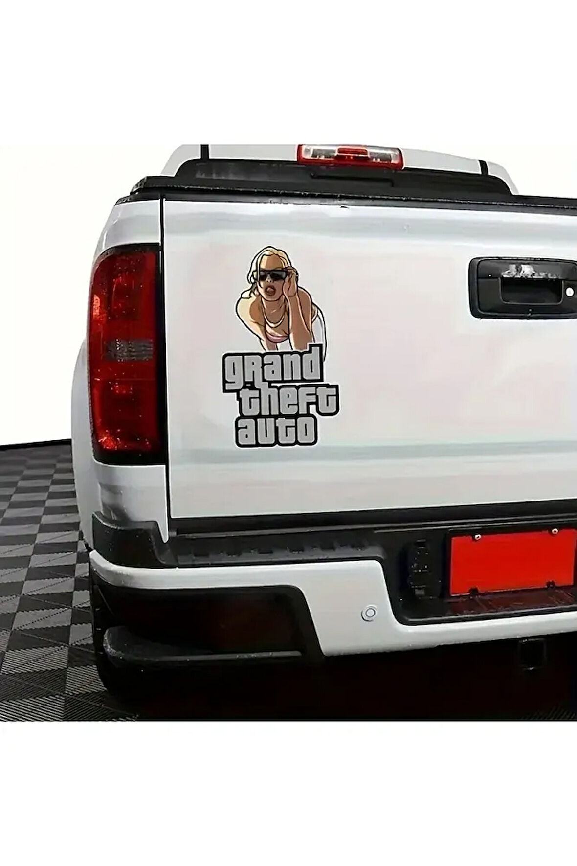 Grand Theft Auto Kızı Anime Kız Sticker laptop ,araba , motor sticker