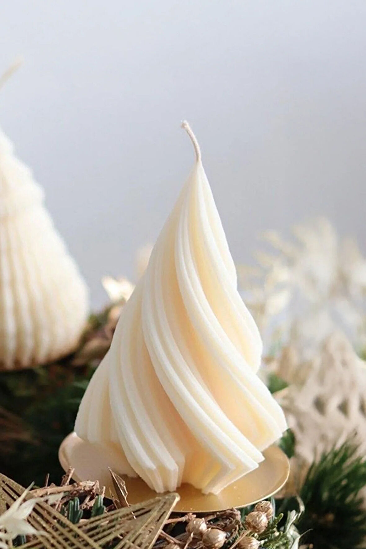 Beyaz Dekoratif Yılbaşı Ağacı Amber Kokulu Soya Mum Büyük Boy