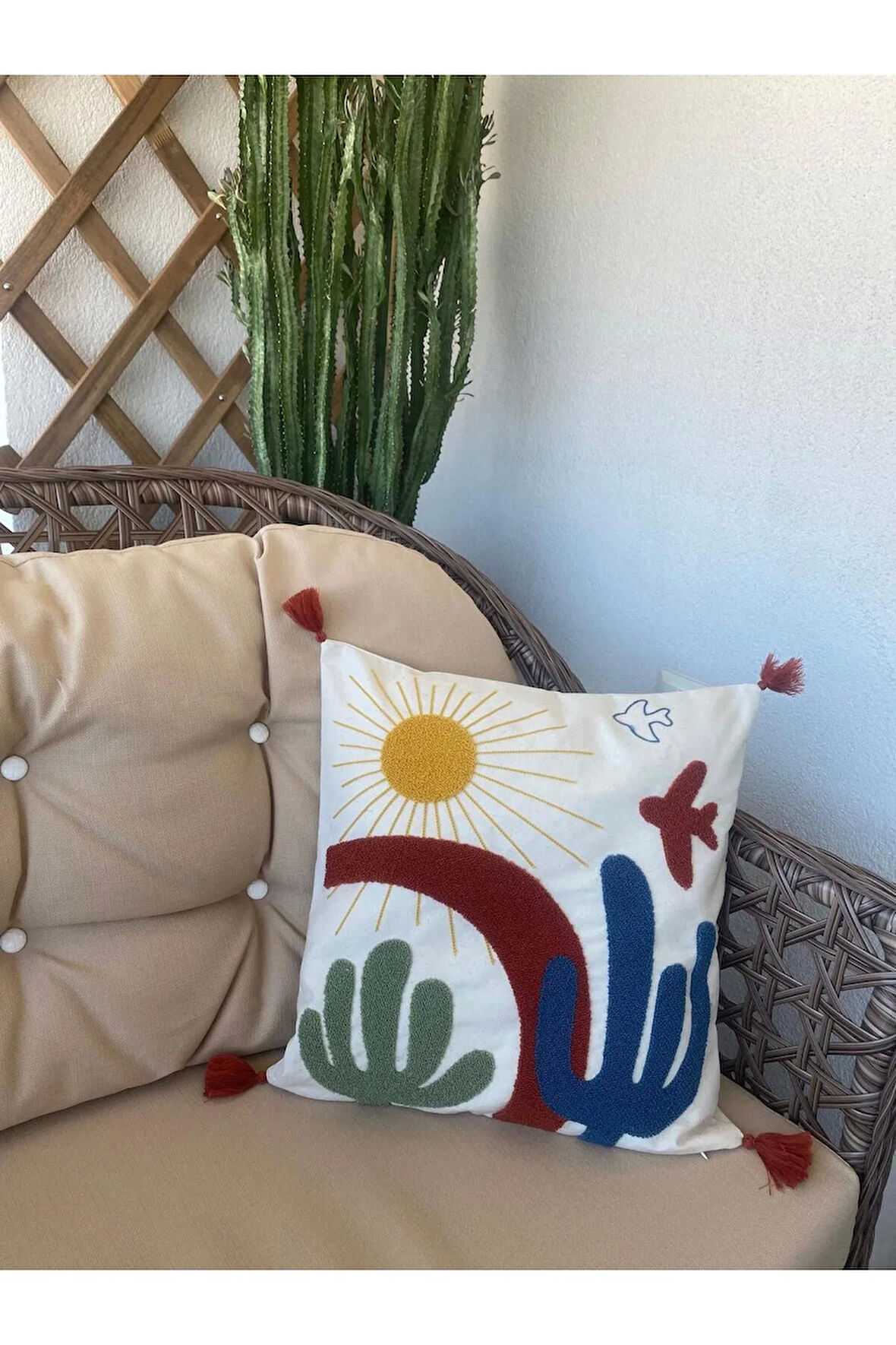 NİVEMESHOME GÜNEŞLİ KUŞLU NAKIŞLI KIRLENT KILIFI 45X45