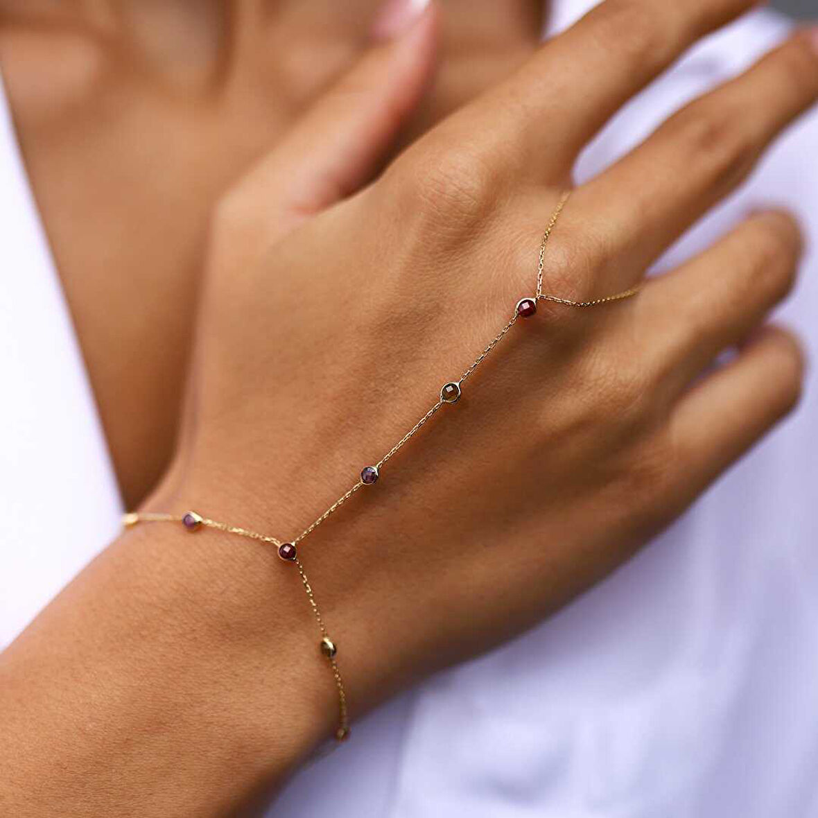 Renkli Taşlı Şahmeran