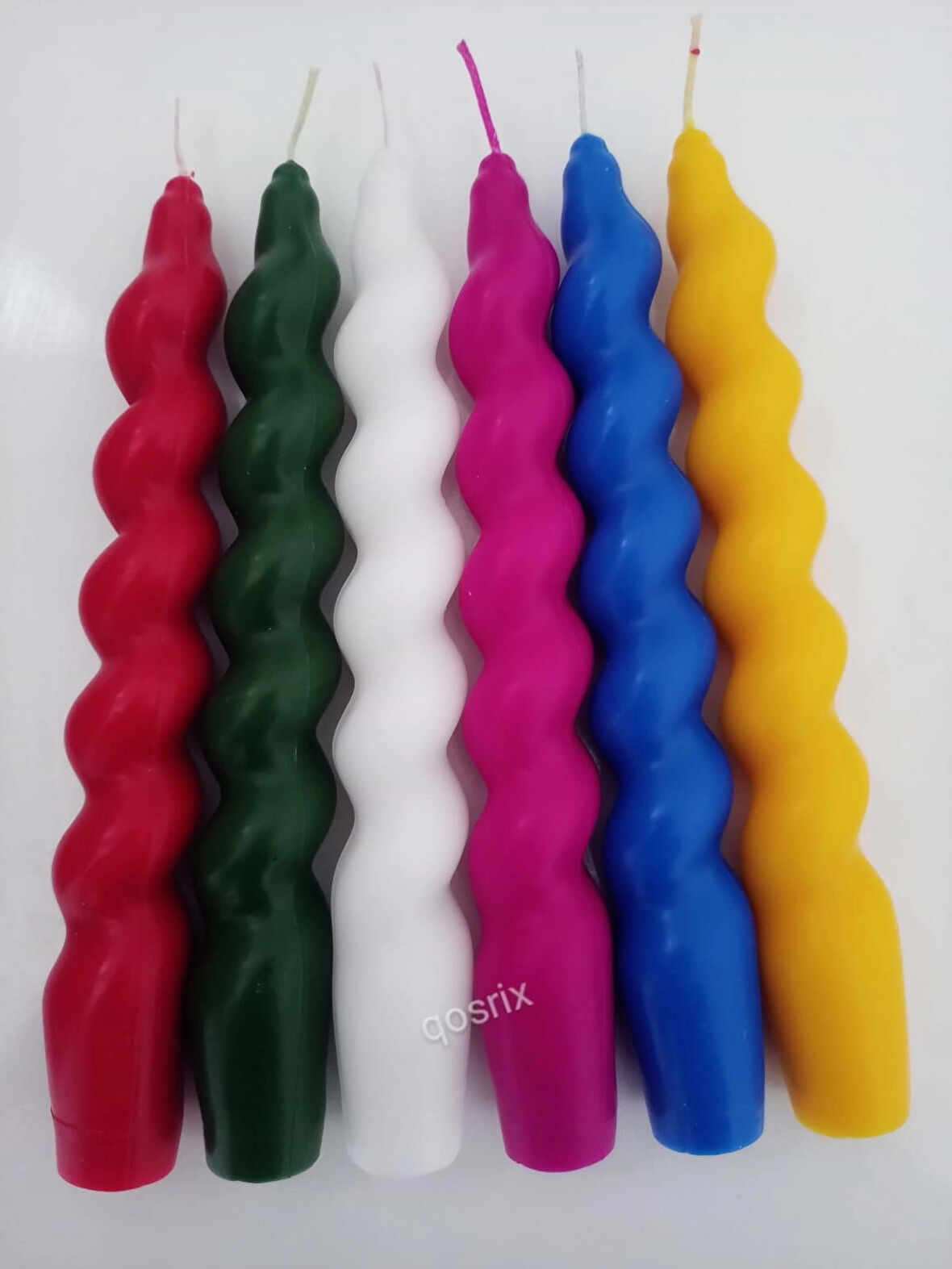 6'lı Çok 6 Renkli Italyan Burgulu Şamdan Soya Mumu Doğal Kokulu Uzun Çubuk Konik Burgu Spiral Mum