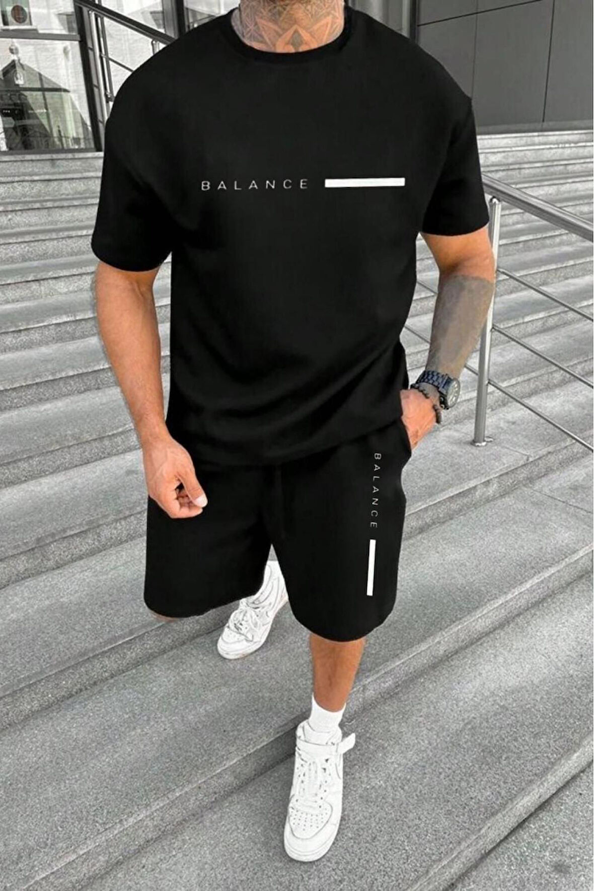 Erkek Siyah Balance Baskılı Şhort Tshirt Takım