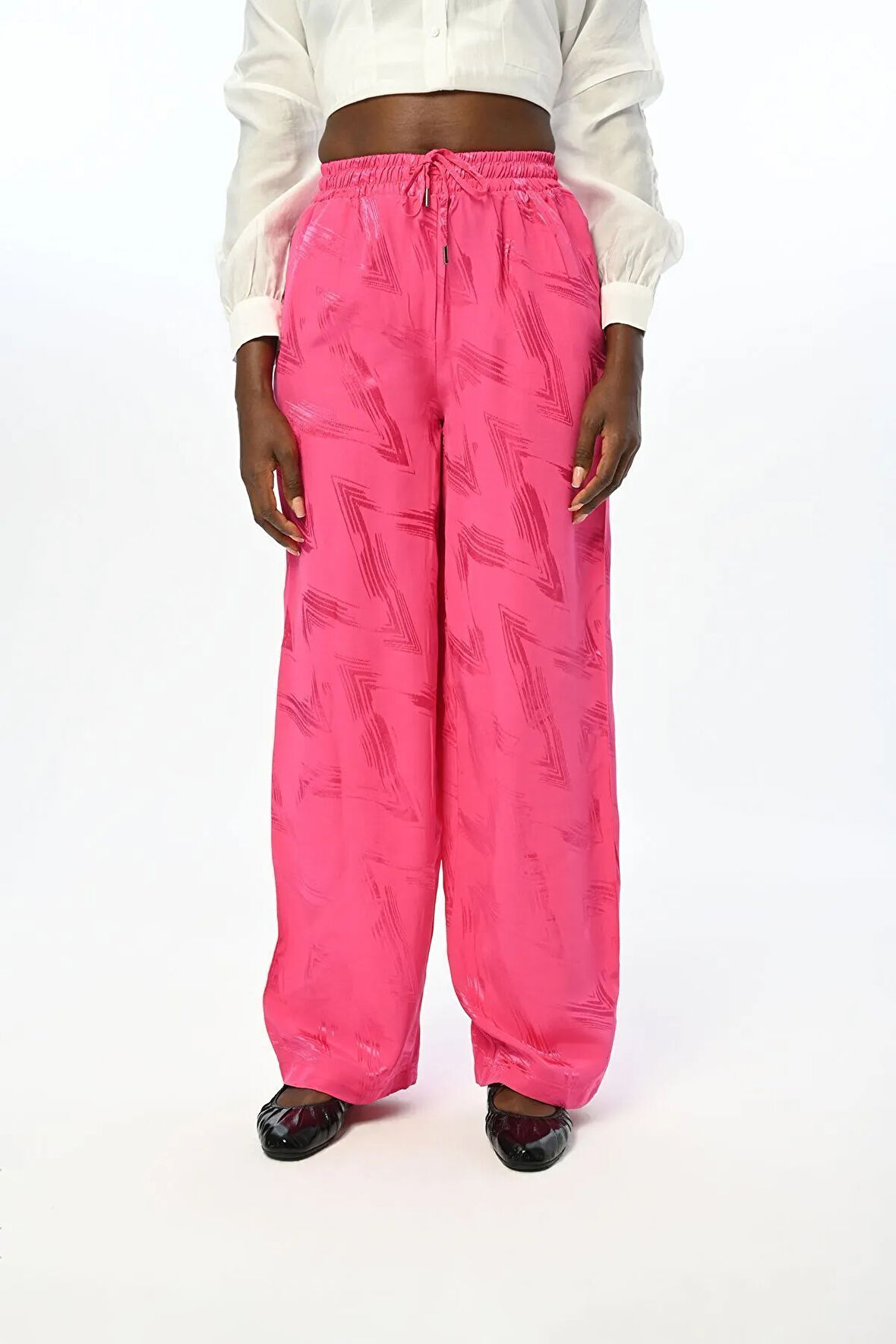 KADIN BELİ LASTİKLİ BOL PAÇA DESENLİ FUŞYA PANTOLON