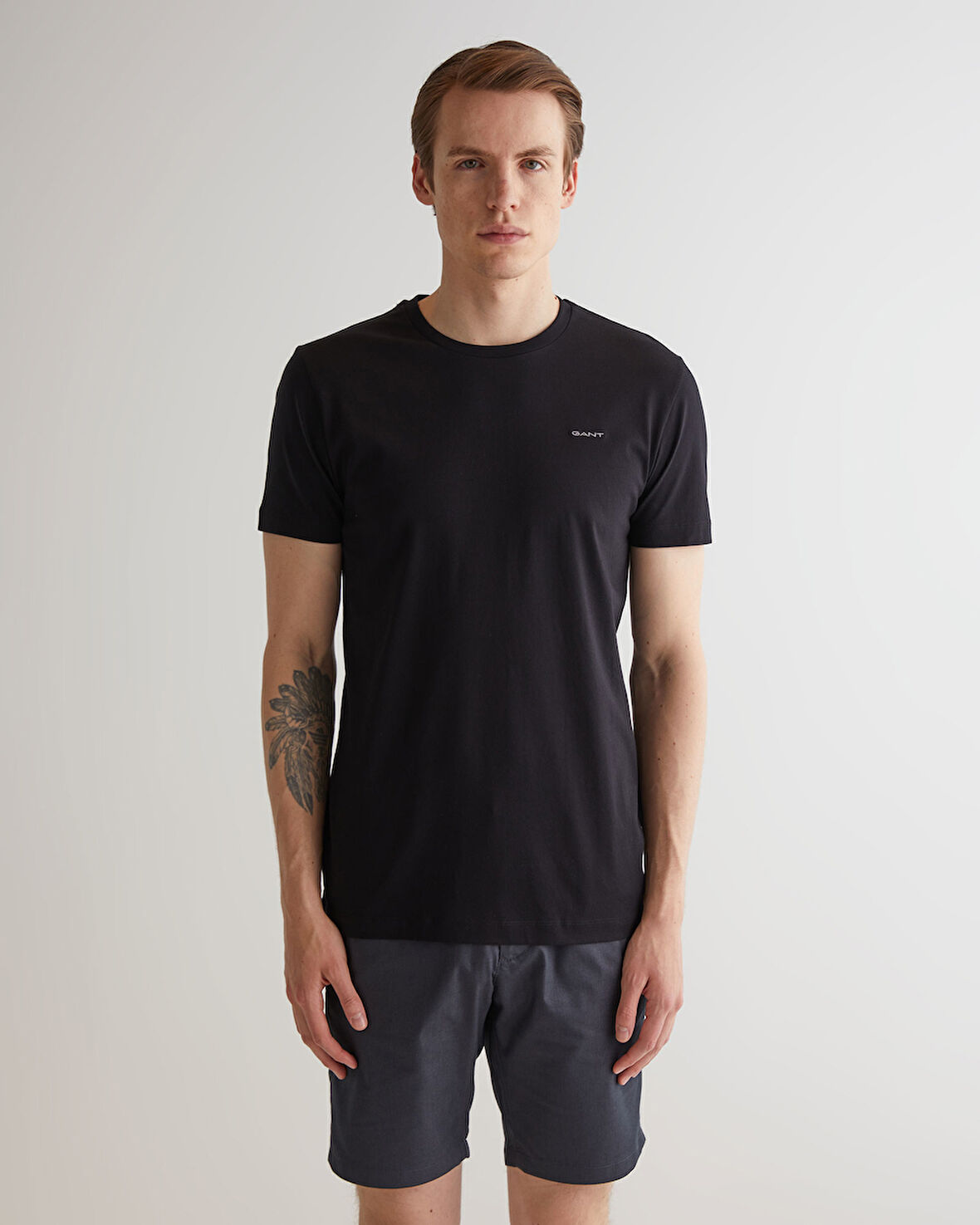 GANT Erkek Siyah Slim Fit Bisiklet Yaka T-shirt