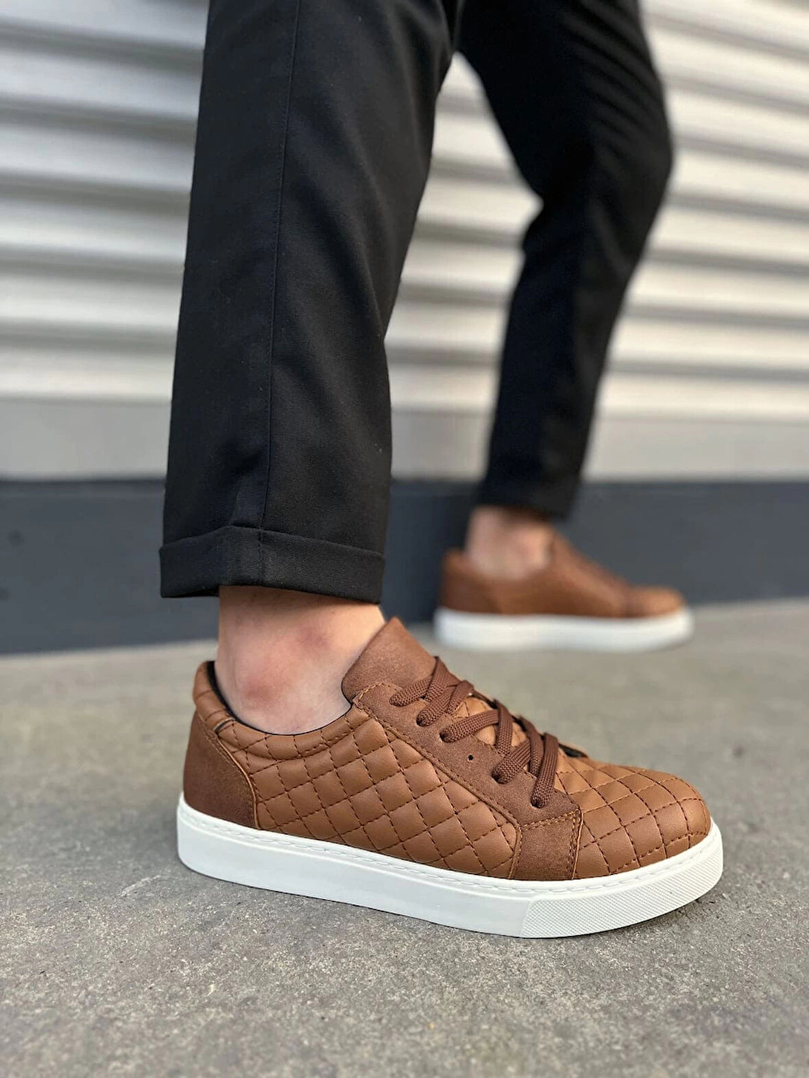 JY166 Prestige Bağcıklı Cilt Kapitone Desenli Erkek Günlük Sneaker Ayakkabı CBT - Taba