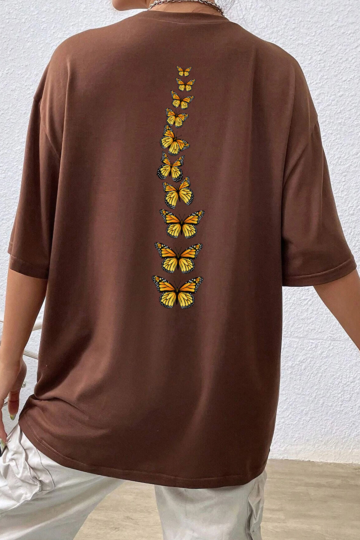 Uyguntarz Unisex Sırt Kral Kelebek Baskılı T-shirt