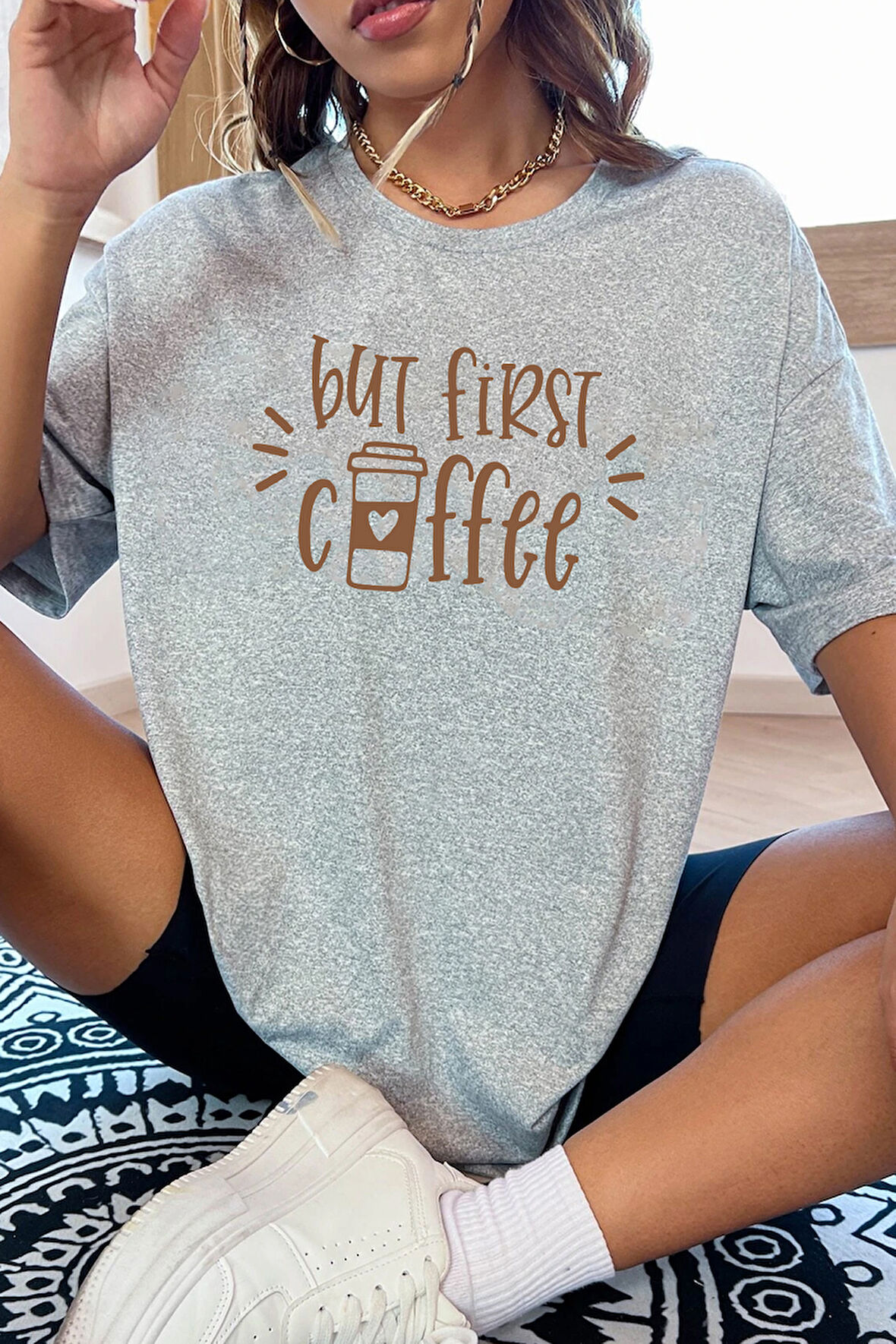 Uyguntarz  But First Coffee Tasarım Tshirt