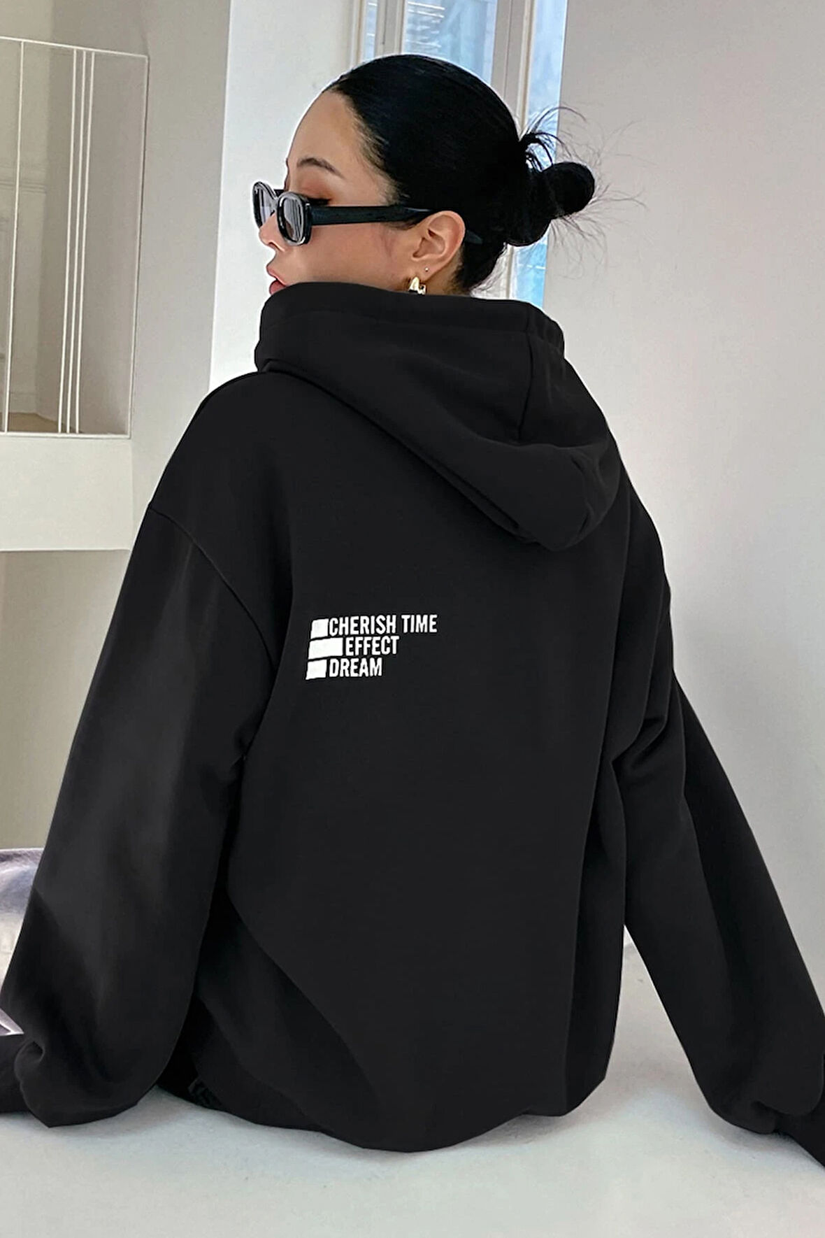 Unisex Cherish Time Baskılı Sweatshirt