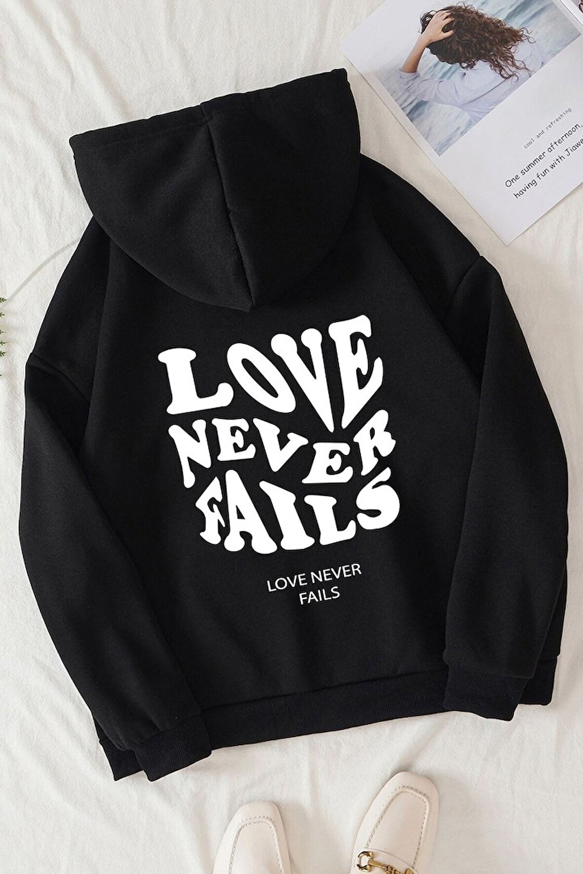 Uyguntarz Unisex Love Never Fails Sırt Baskılı Sweatshirt