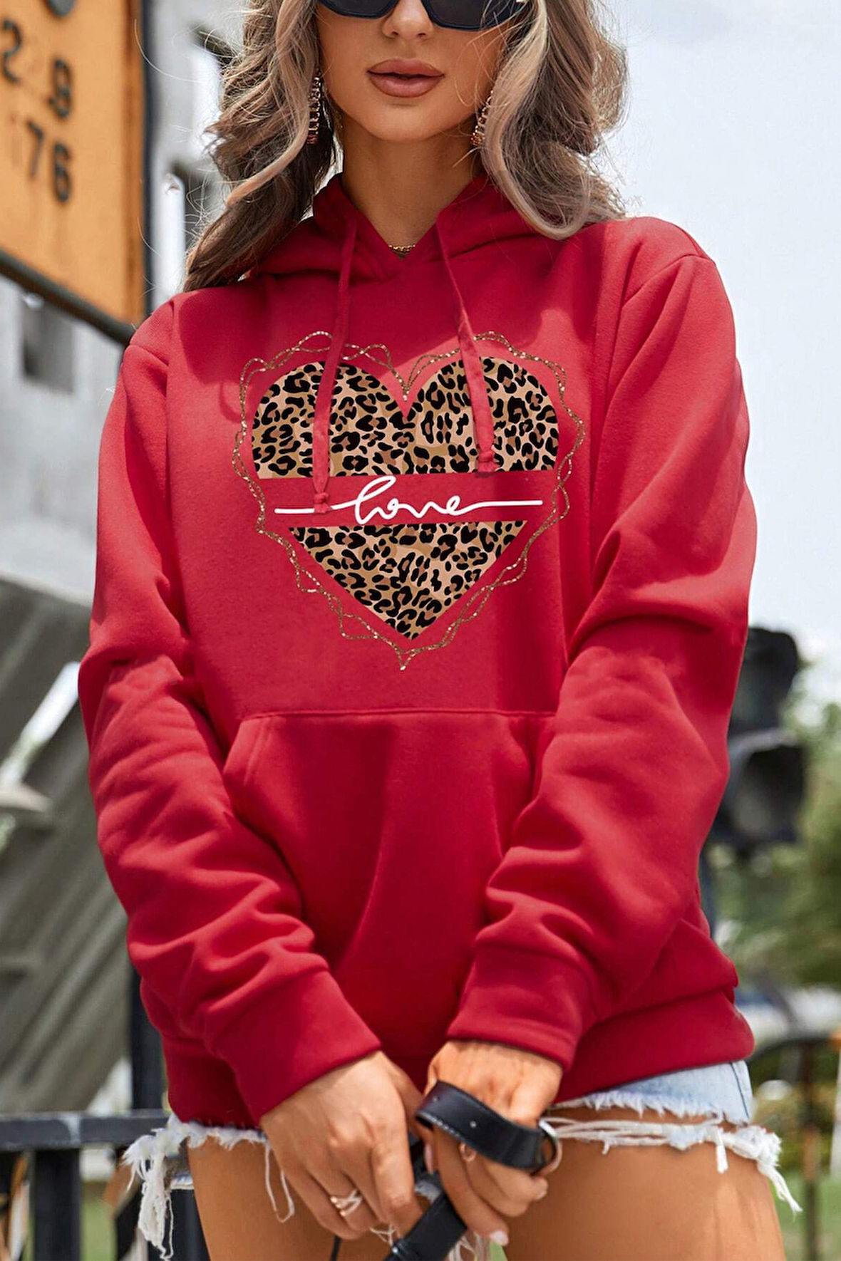 Uyguntarz Kalp Baskılı Oversize Sweatshirt