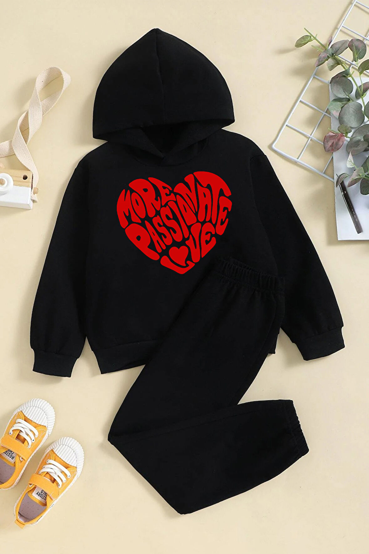 Uyguntarz Kalp Baskılı Çocuk Rahat Eşofman Takımı