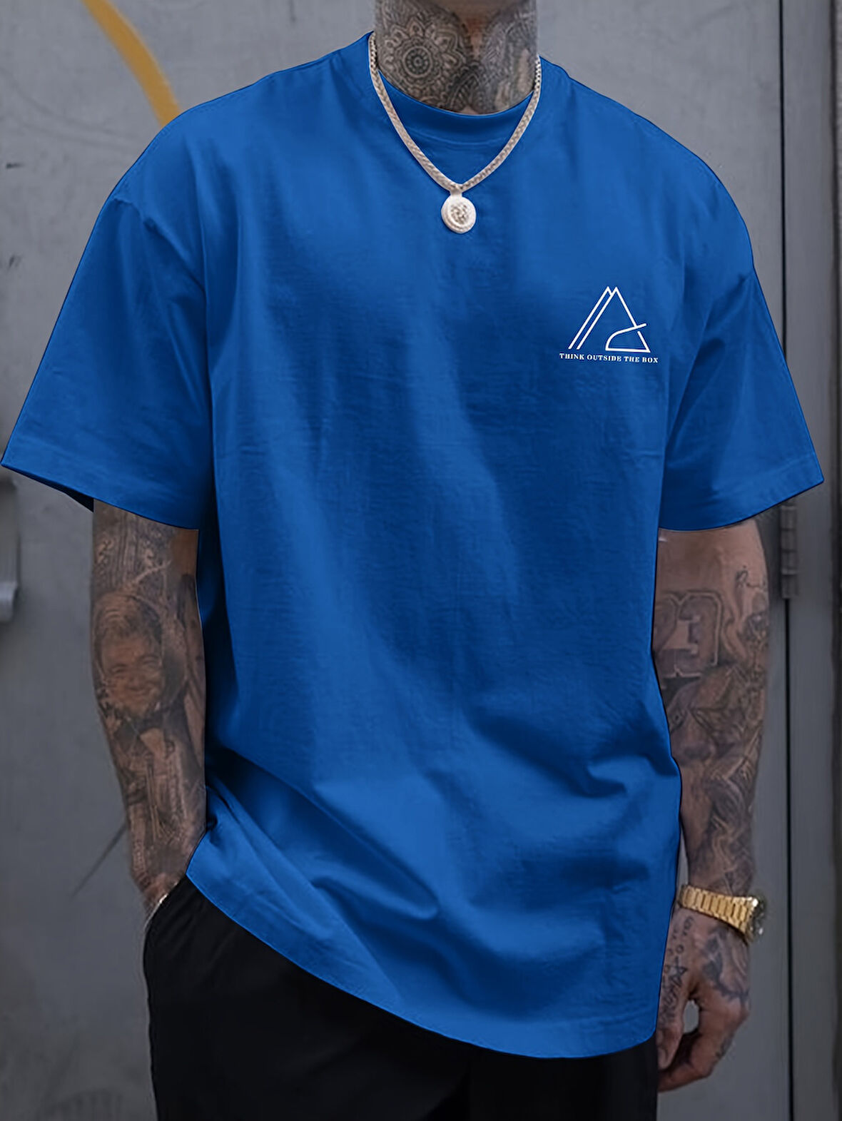 Unisex Think Outside The Box baskılı Oversize Tshirt