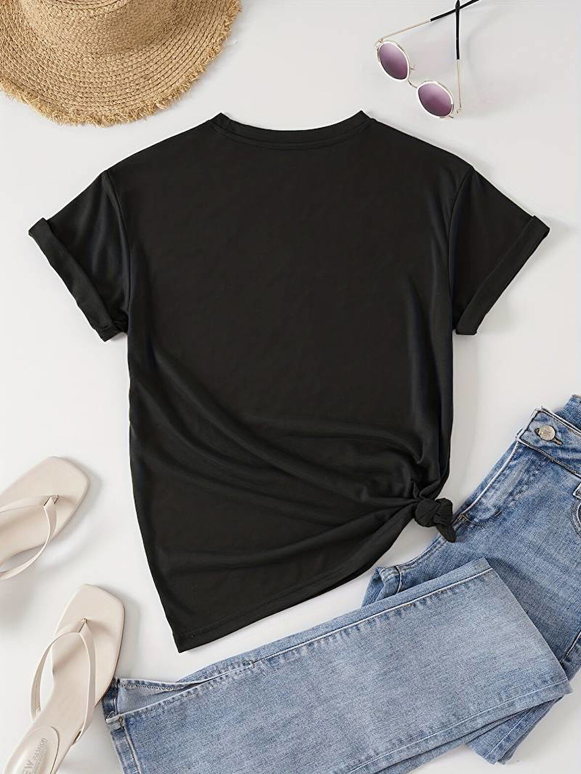 Unisex FAZLA TEPKİ VERDİĞİNİZİ DÜŞÜNÜYORUM Baskılı Tasarım Tshirt