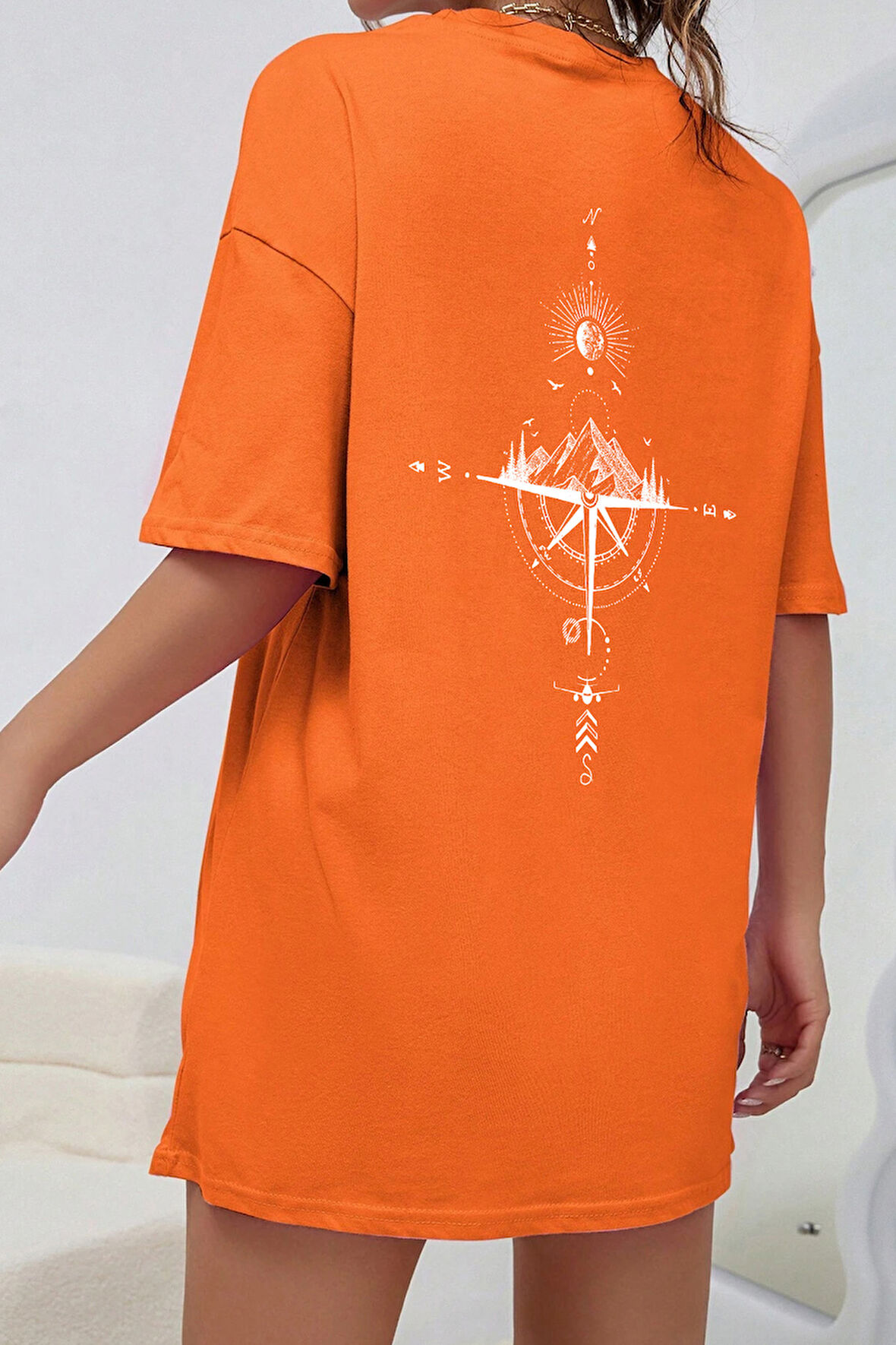 Unisex Yön Gösteren Baskılı Tasarım Tshirt