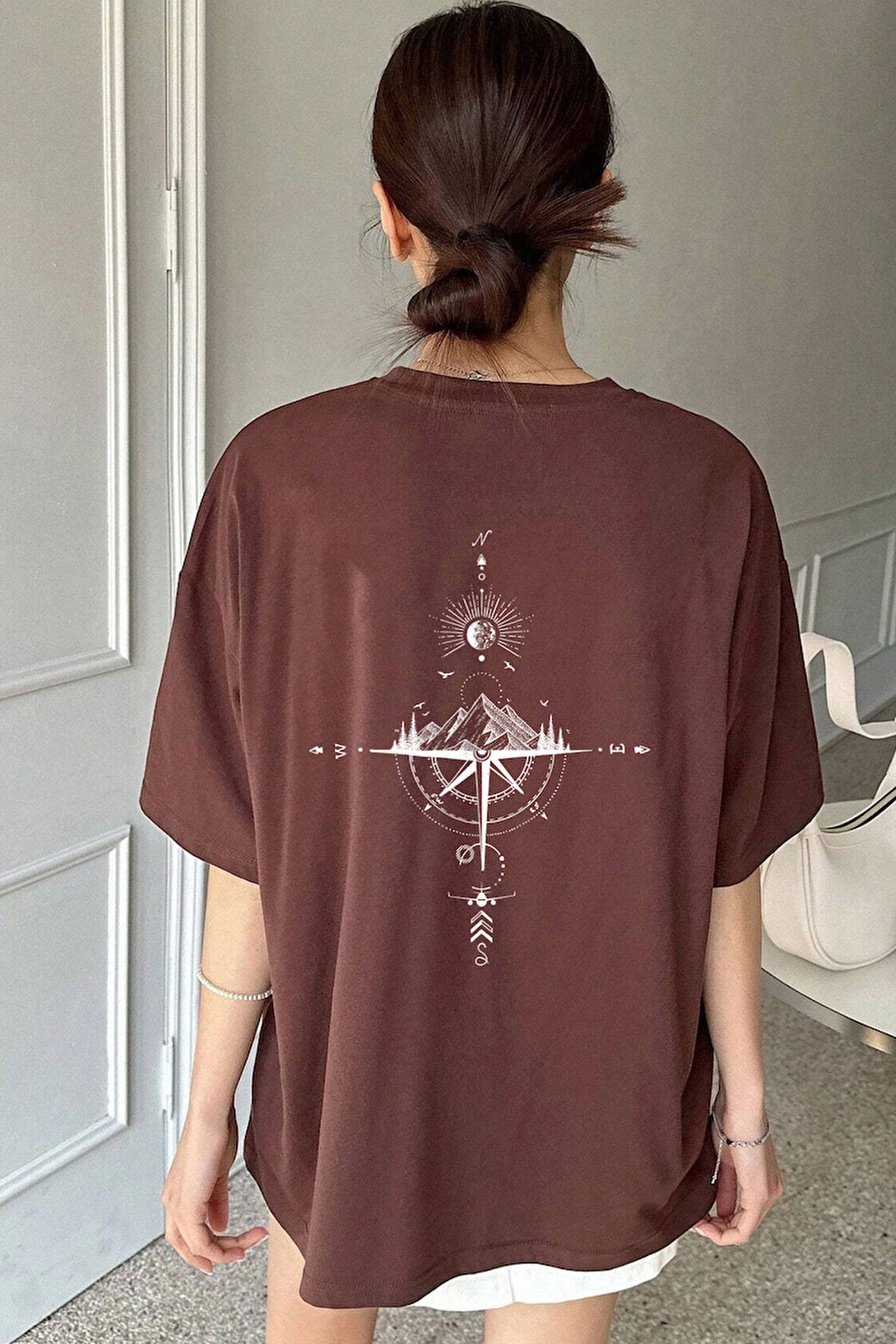 Unisex Yön Gösteren Baskılı Tasarım Tshirt