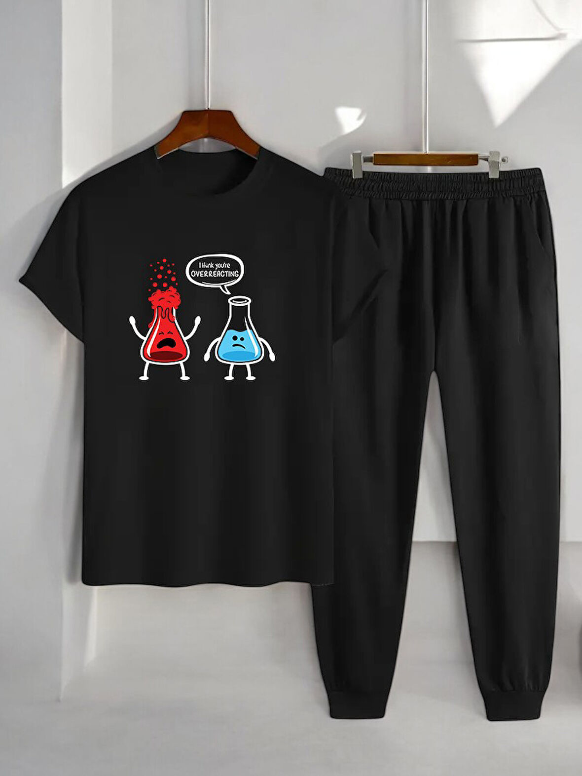 Unisex Fazla Tepki Verdiğinizi Düşünüyorum Baskılı Eşofman Takımı