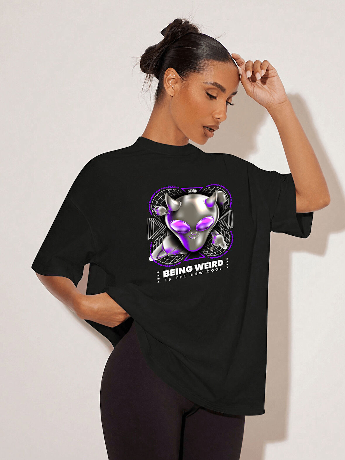 Unisex Being Weird Tasarım Basklı Tshirt