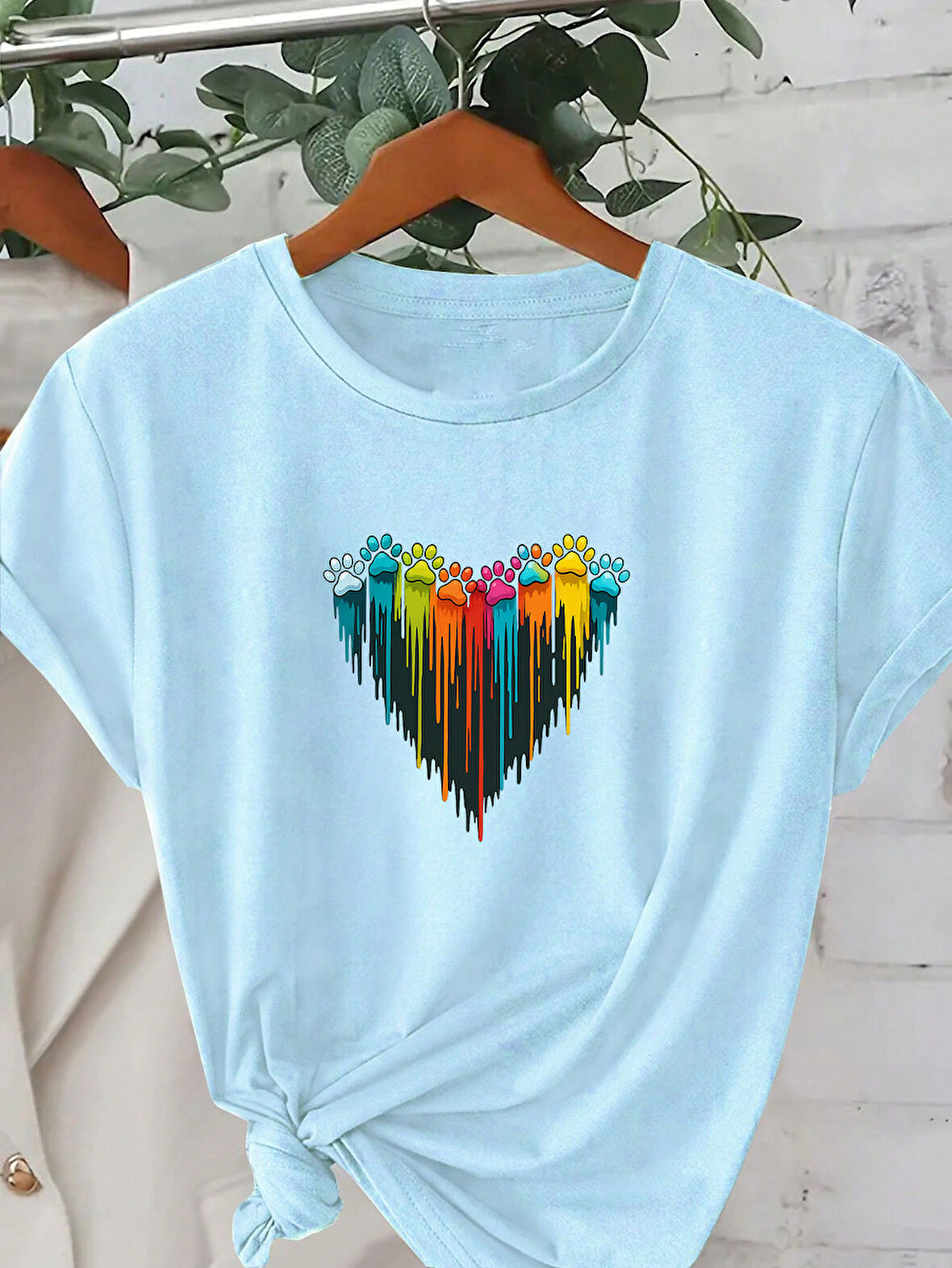 Unisex Sevimli Kedi Patili Kalp Tasarım Basklı Tshirt