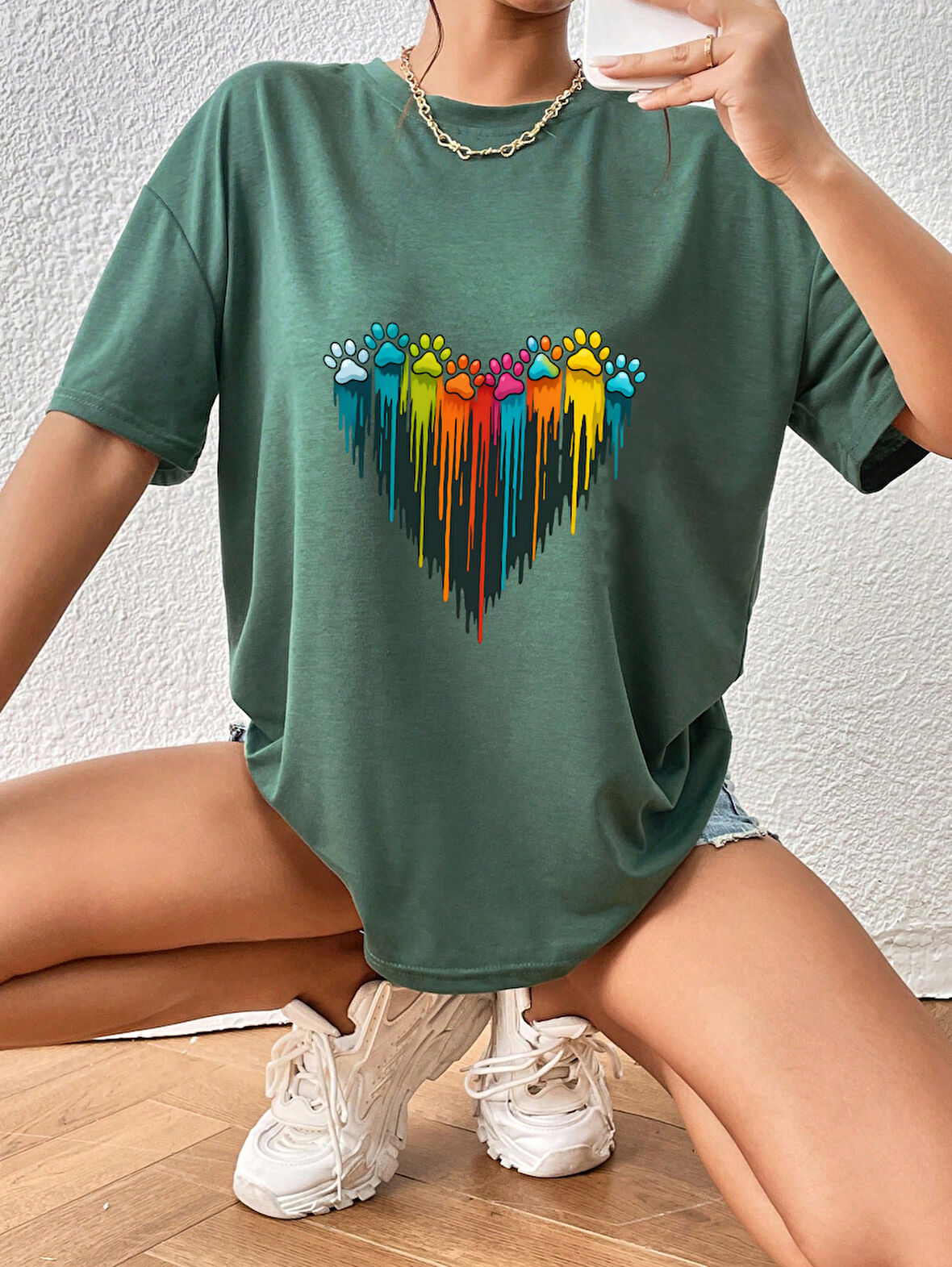 Unisex Sevimli Kedi Patili Kalp Tasarım Basklı Tshirt