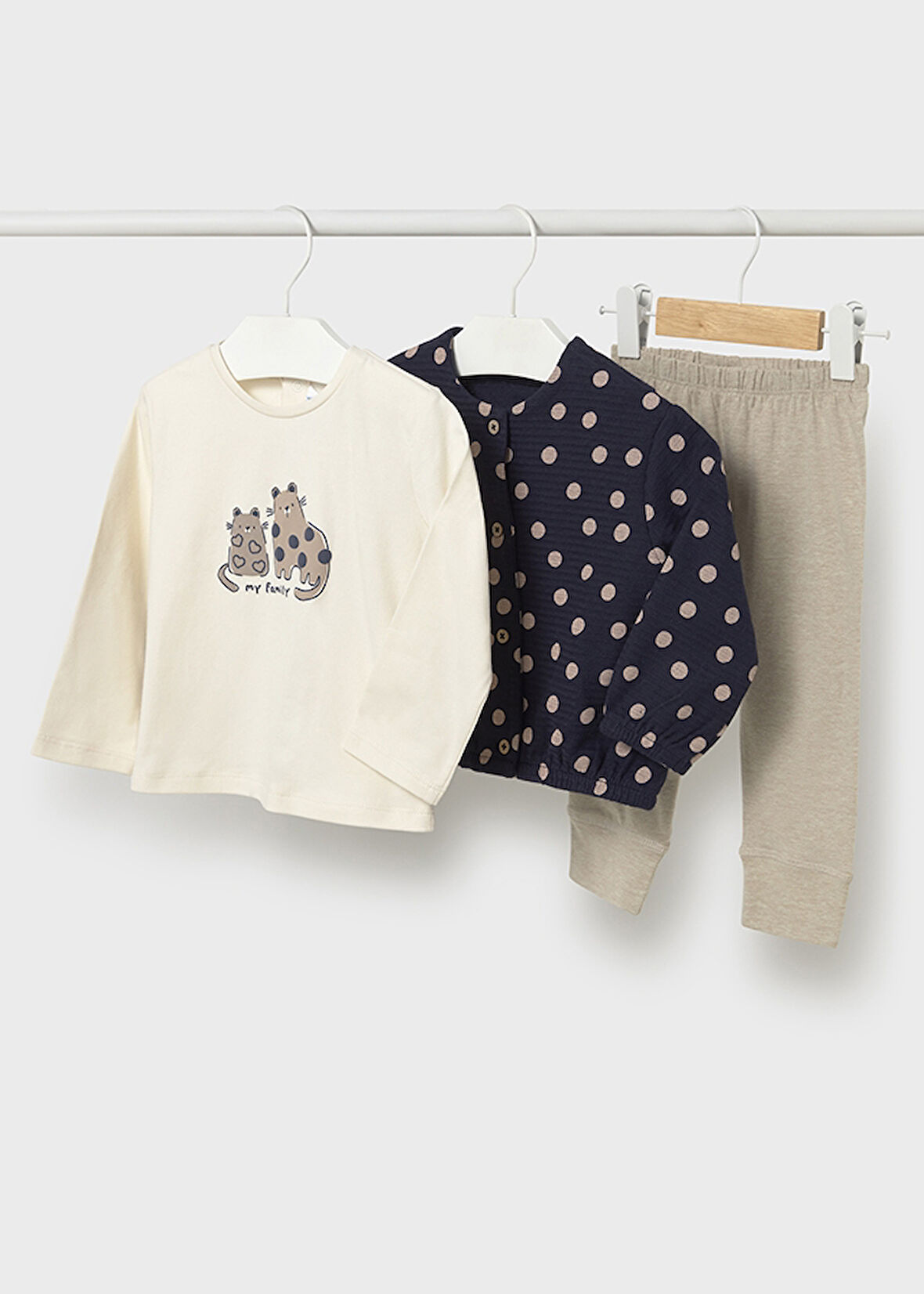 Mayoral Kız Bebek 3'lü Takım (1-4 Yaş) – Uzun Kollu Tişört, Puantiyeli Hırka ve Düz Tayt
