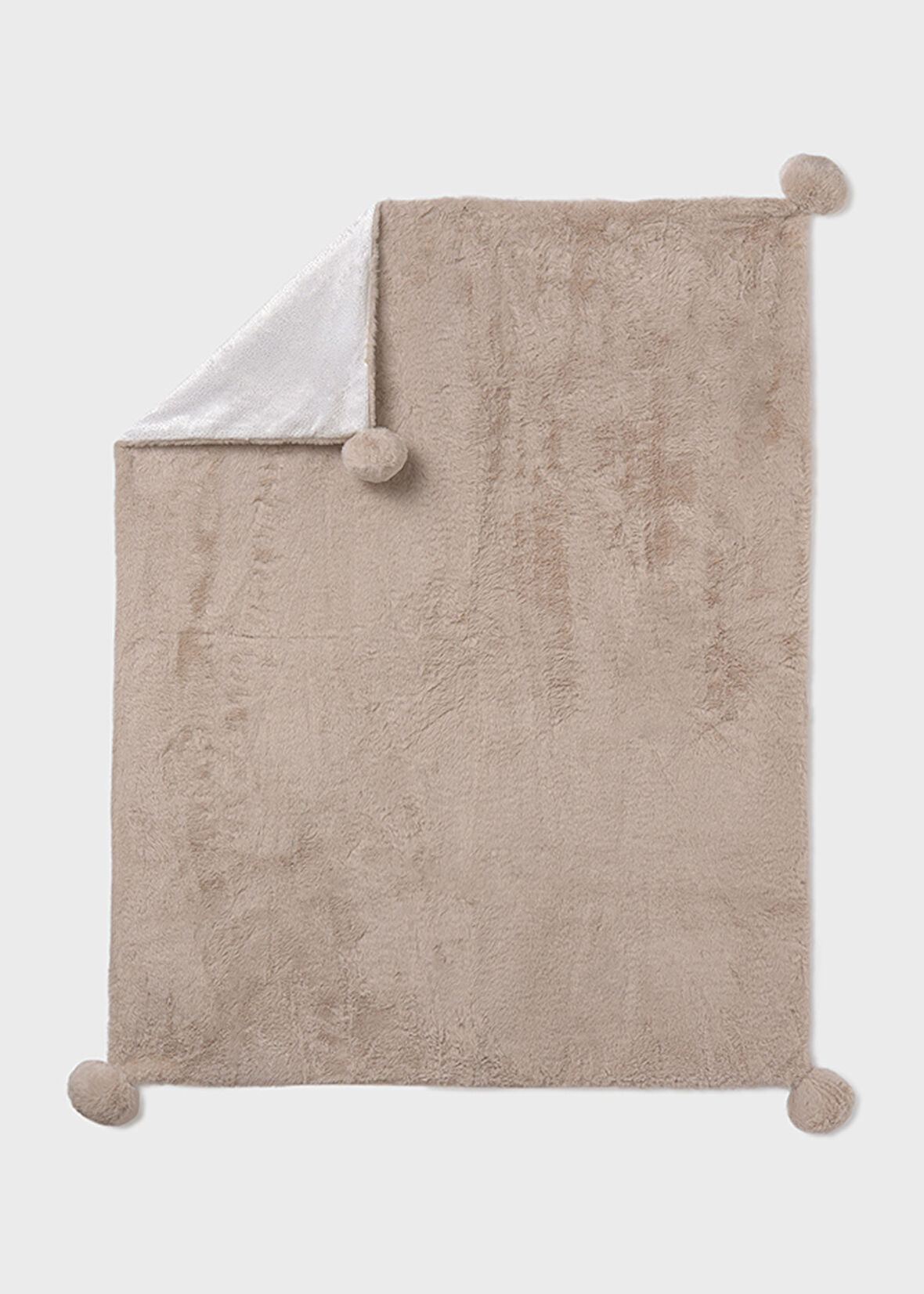 Mayoral 100x80 cm Bej Renk Battaniye – Yumuşak, Ponponlu ve Şık Bebek Battaniyesi