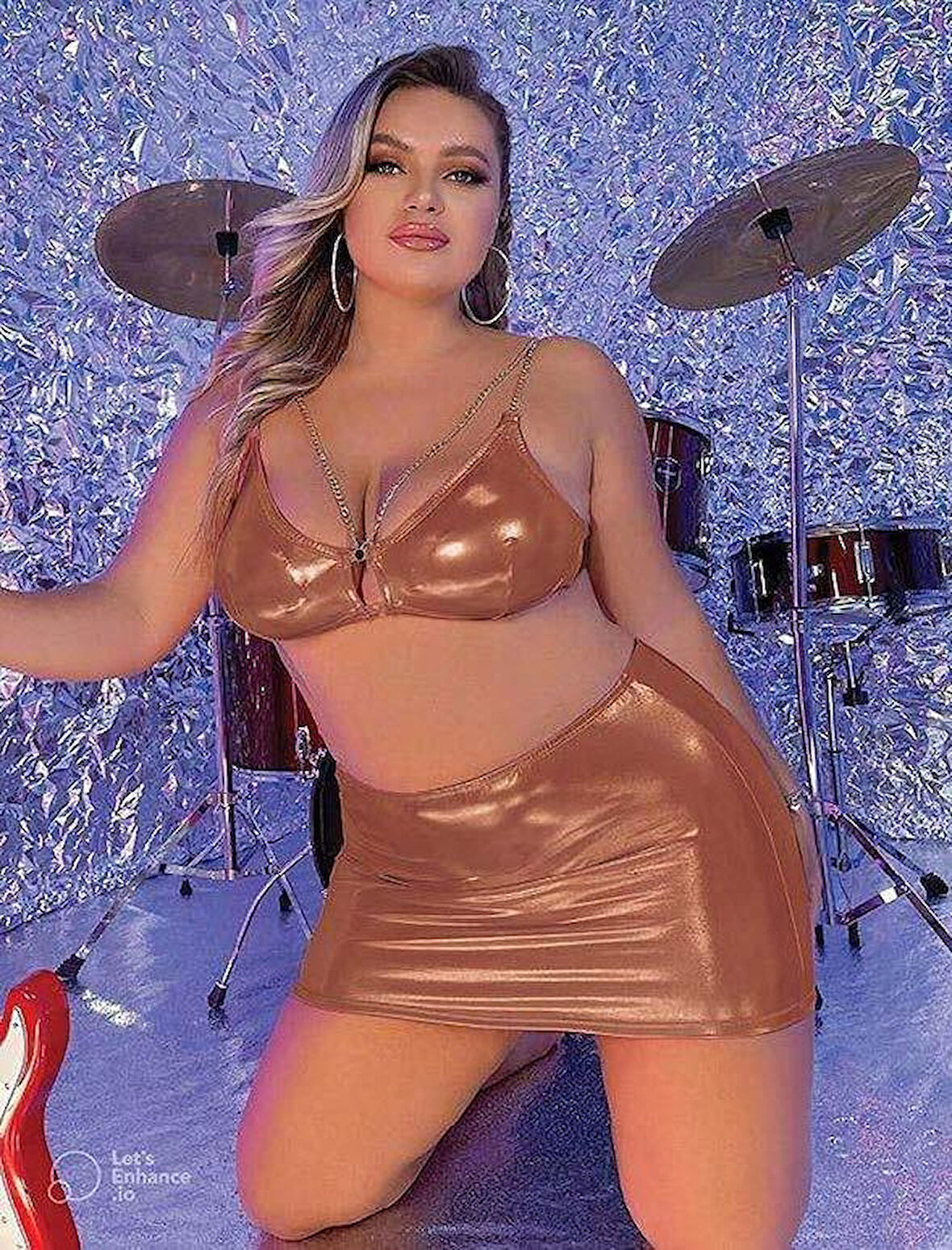 Bicomi Büyük Beden Kahverengi Deri Zincir Aksesuarlı Etekli Fantezi Takım