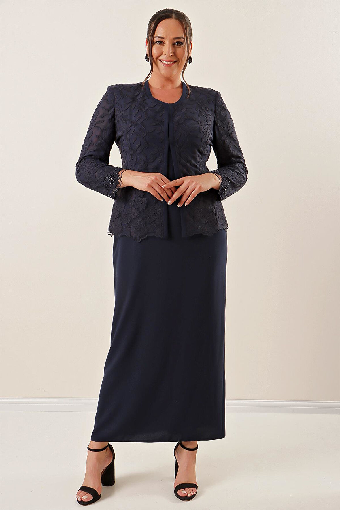 Boncuk İşlemeli Güpürlü Astarlı Elbise Ceket Büyük Beden 2'li Takım