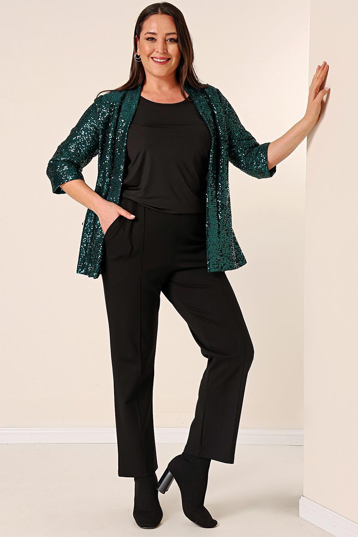 Beli Lastikli Yandan Cepli En Boy Likra Çımalı Büyük Beden Pantolon