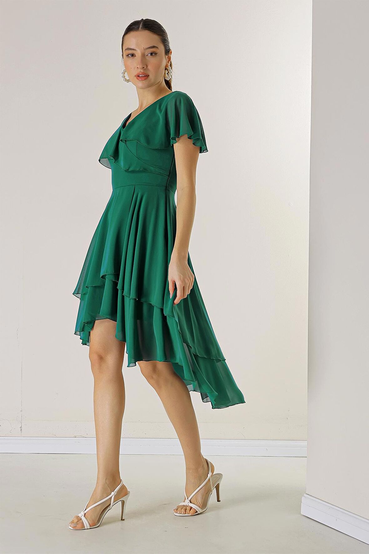 Önü Kısa Arkası Uzun Astarlı Volanlı Katlı Şifon Elbise