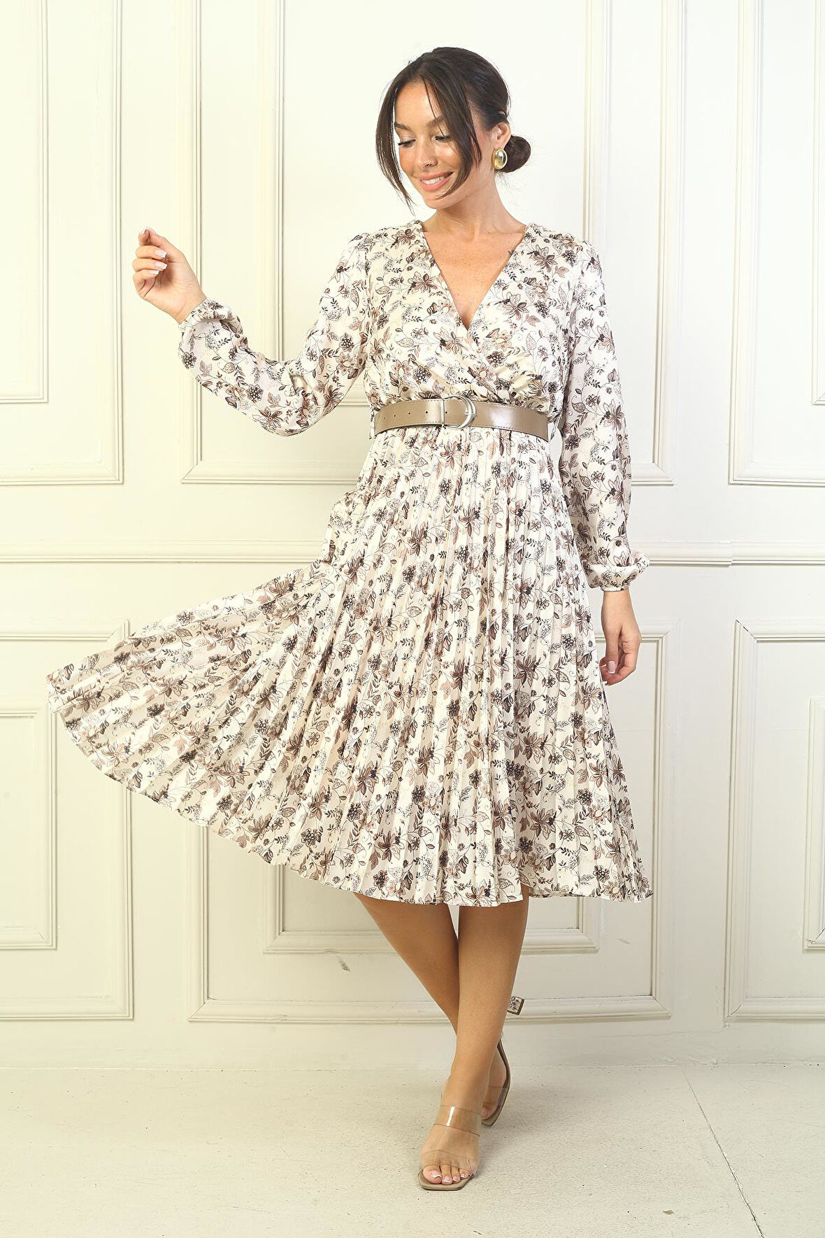 Kadın Kruvaze Yaka Beli Kemerli Astarlı Eteği Piliseli Çiçekli Saten Elbise