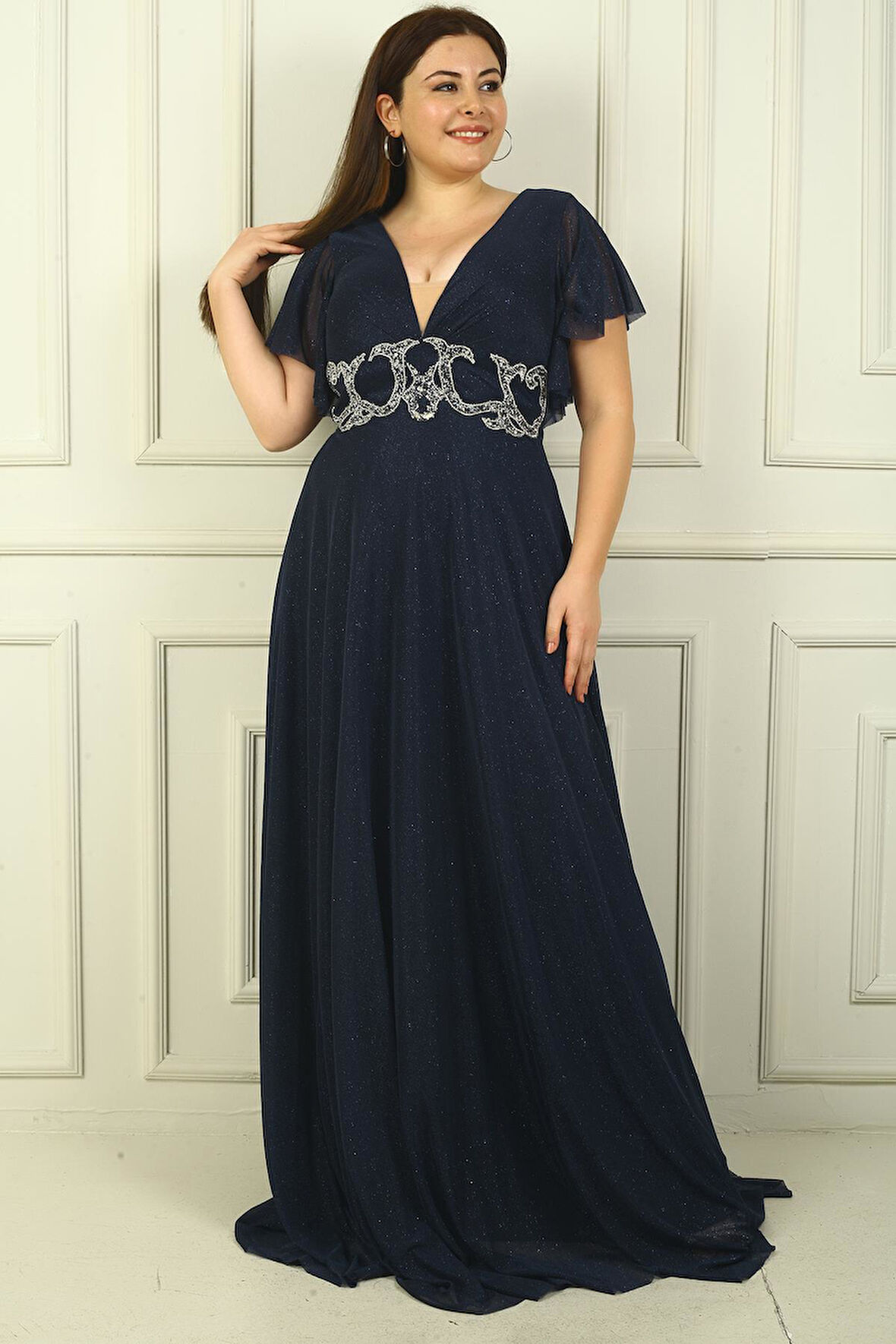 Kadın Ön Arka V Yaka Beli Taş İşlemeli Astarlı Simli Büyük Beden Abiye Elbise