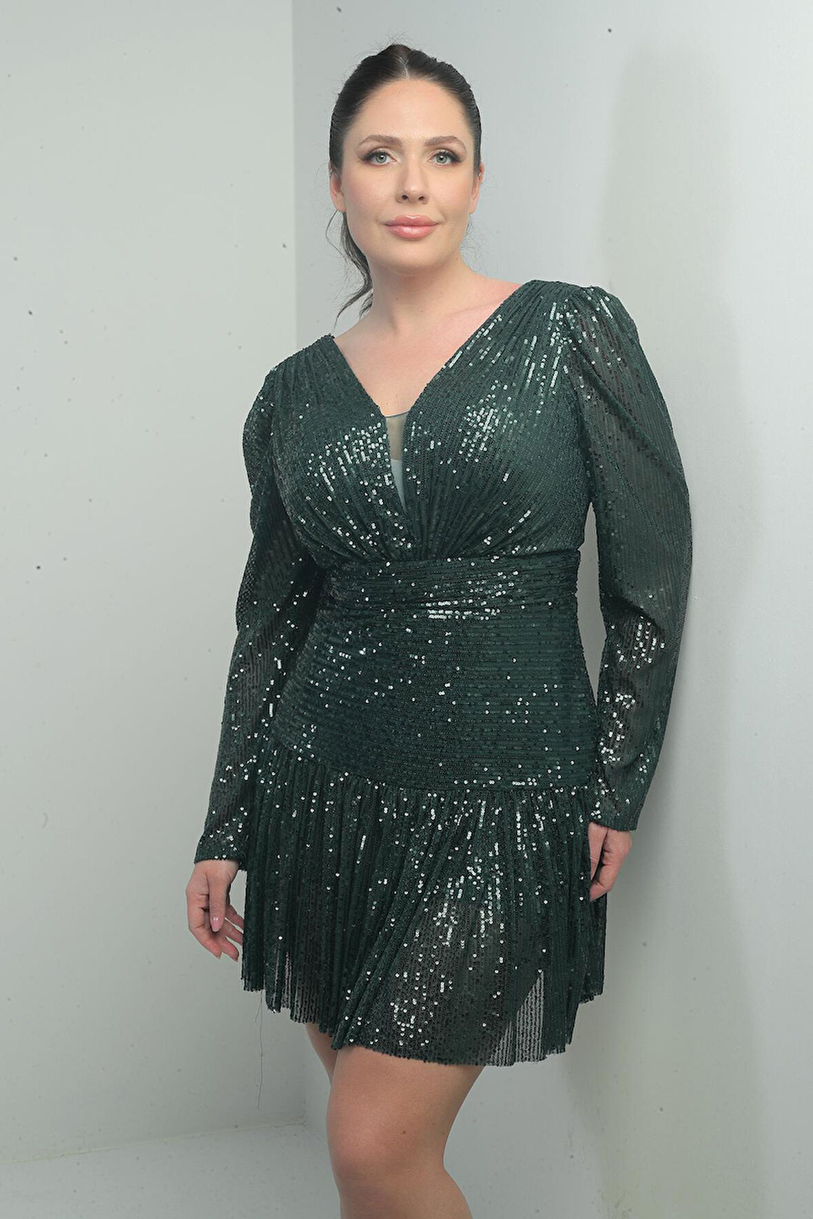 Kadın Ön Arka V Yaka Astarlı Drapeli Uzun Kollu Büyük Beden Pulpayet Elbise