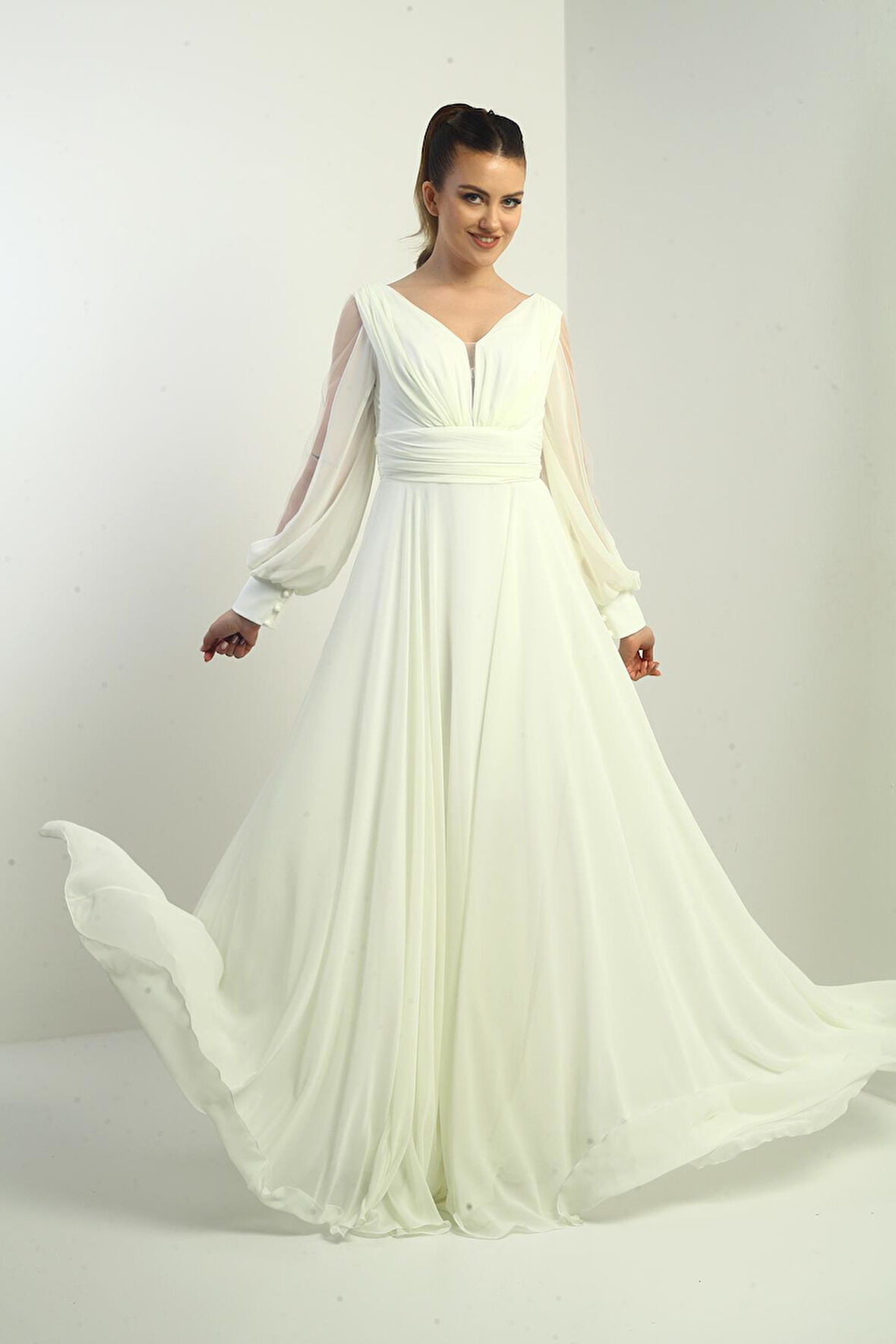 Ön Arka V Yaka Önü Drapeli Kolları Tül Astarlı Geniş Beden Aralıklı Uzun Şifon Elbise