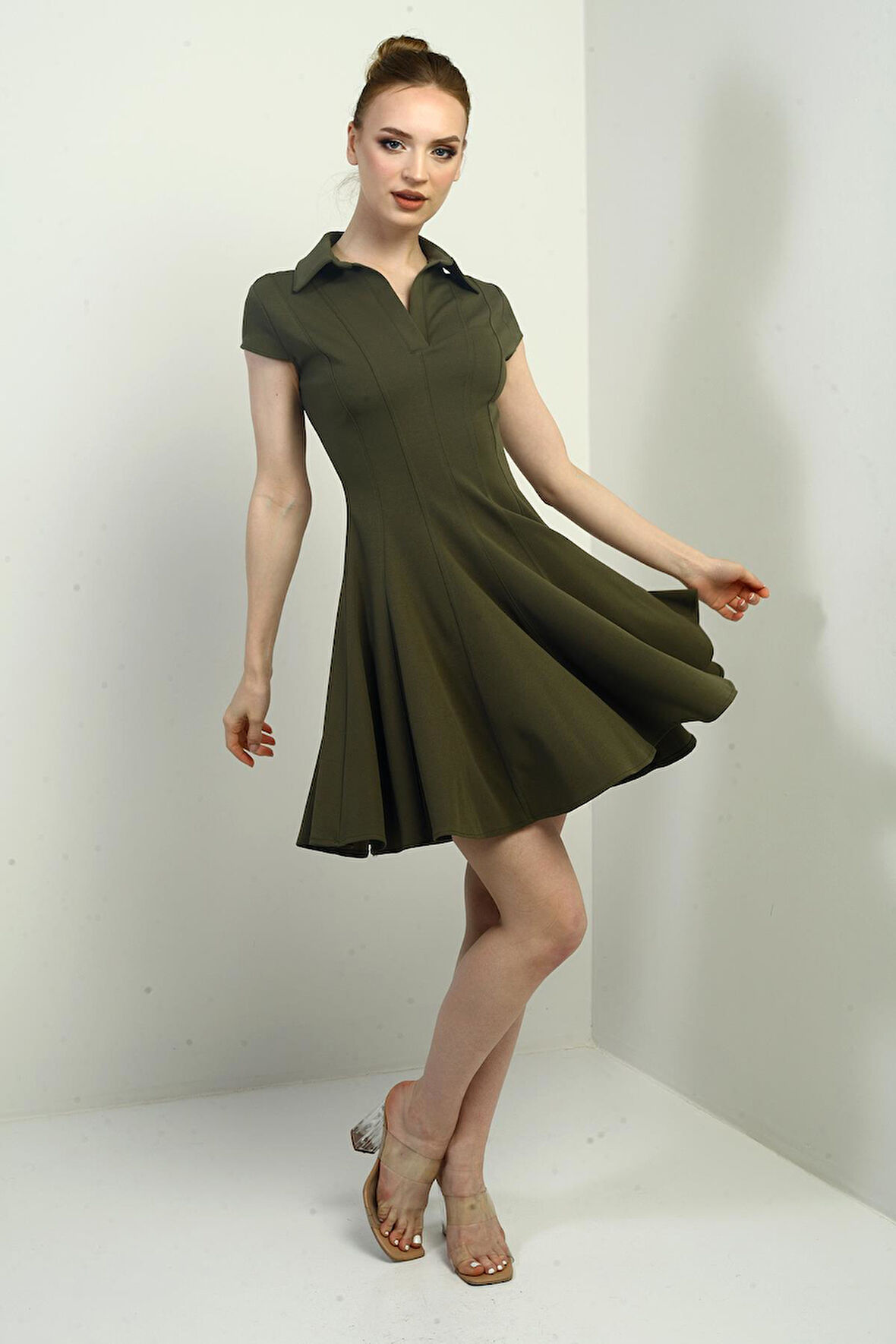 Kadın Polo Yaka Ay Kollu Likralı Kloş Kısa Elbise